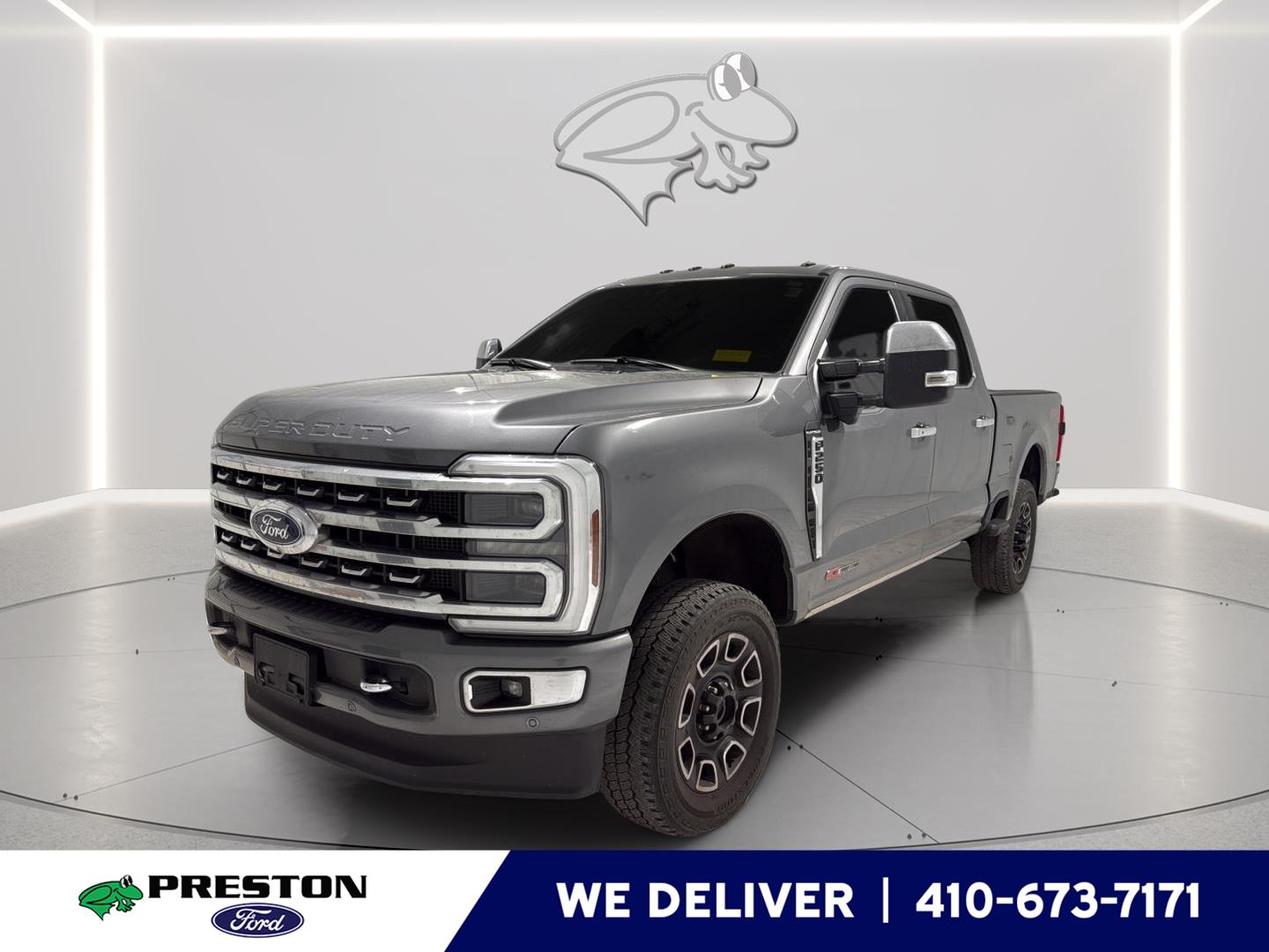 Carbonized Gray 2024 Ford F-250 Super Duty Platinum Crew Cab 4WD Pickup Truck Four-Wheel Drive Automatic