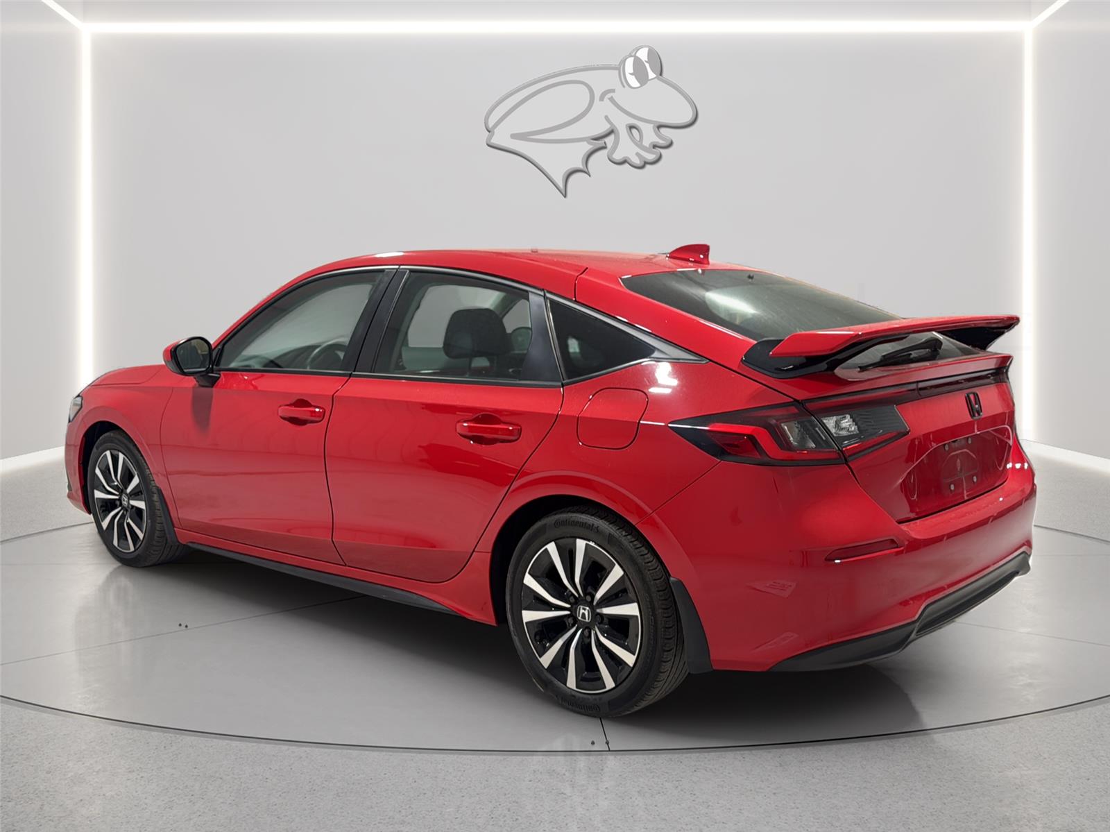 View vehicle photo 3