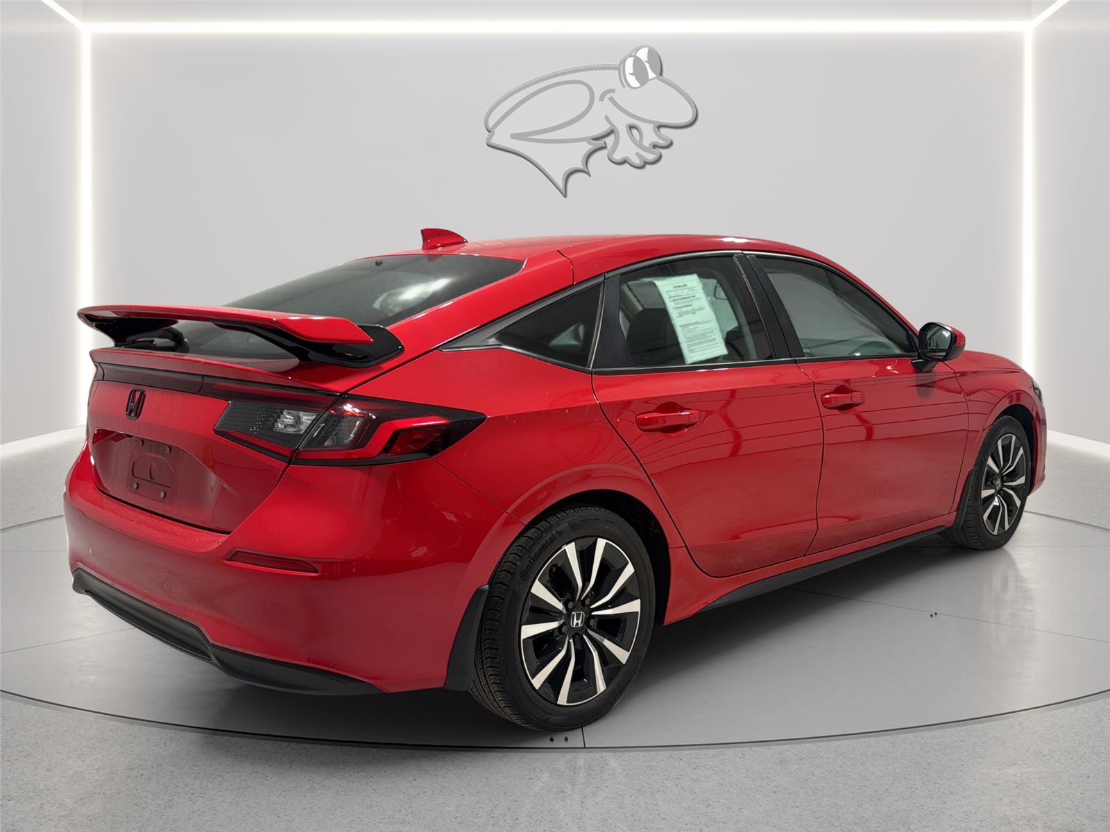 View vehicle photo 5