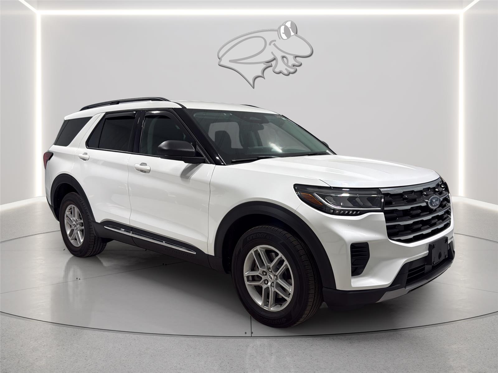 View vehicle photo 7