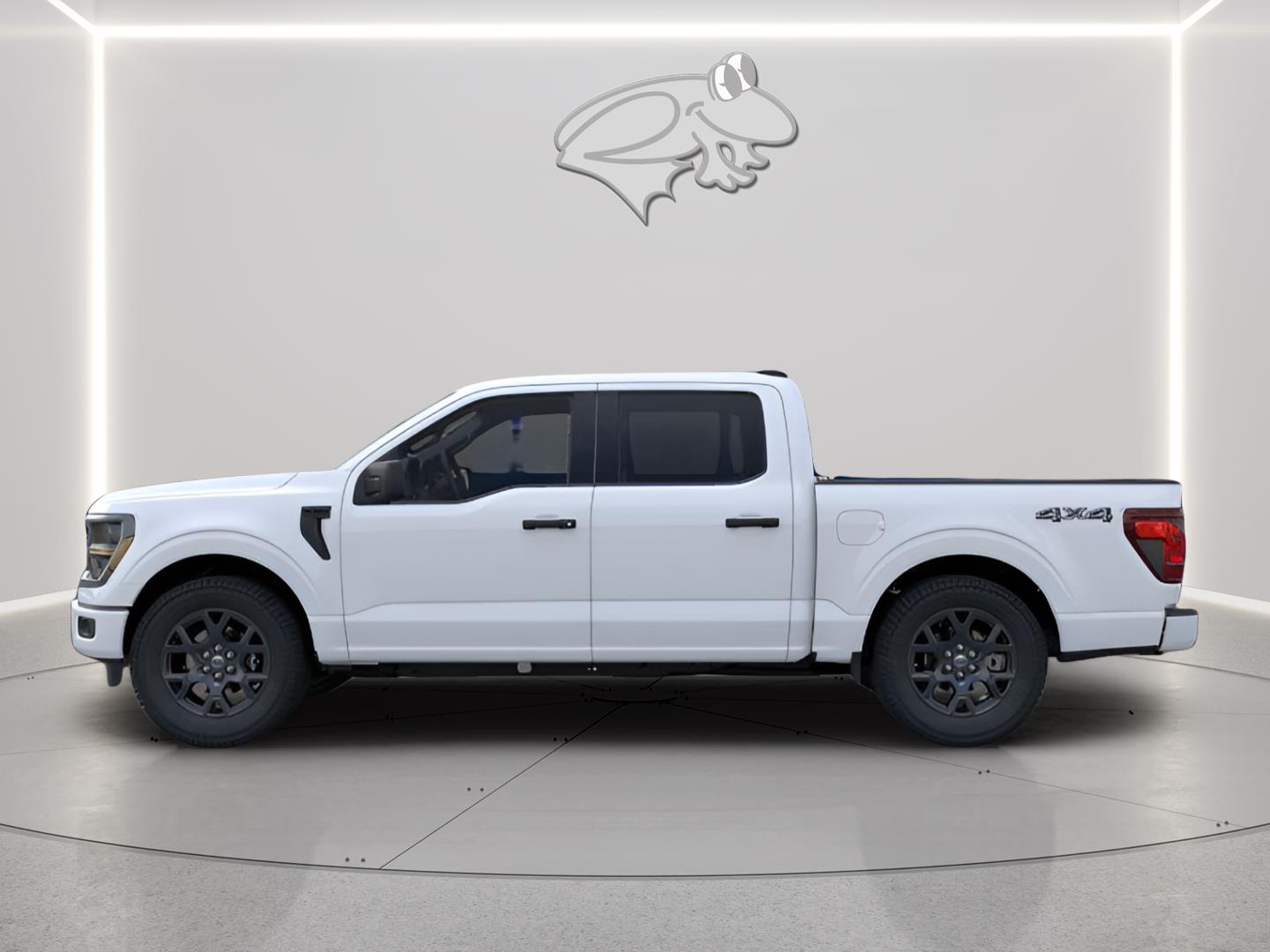 View vehicle photo 3