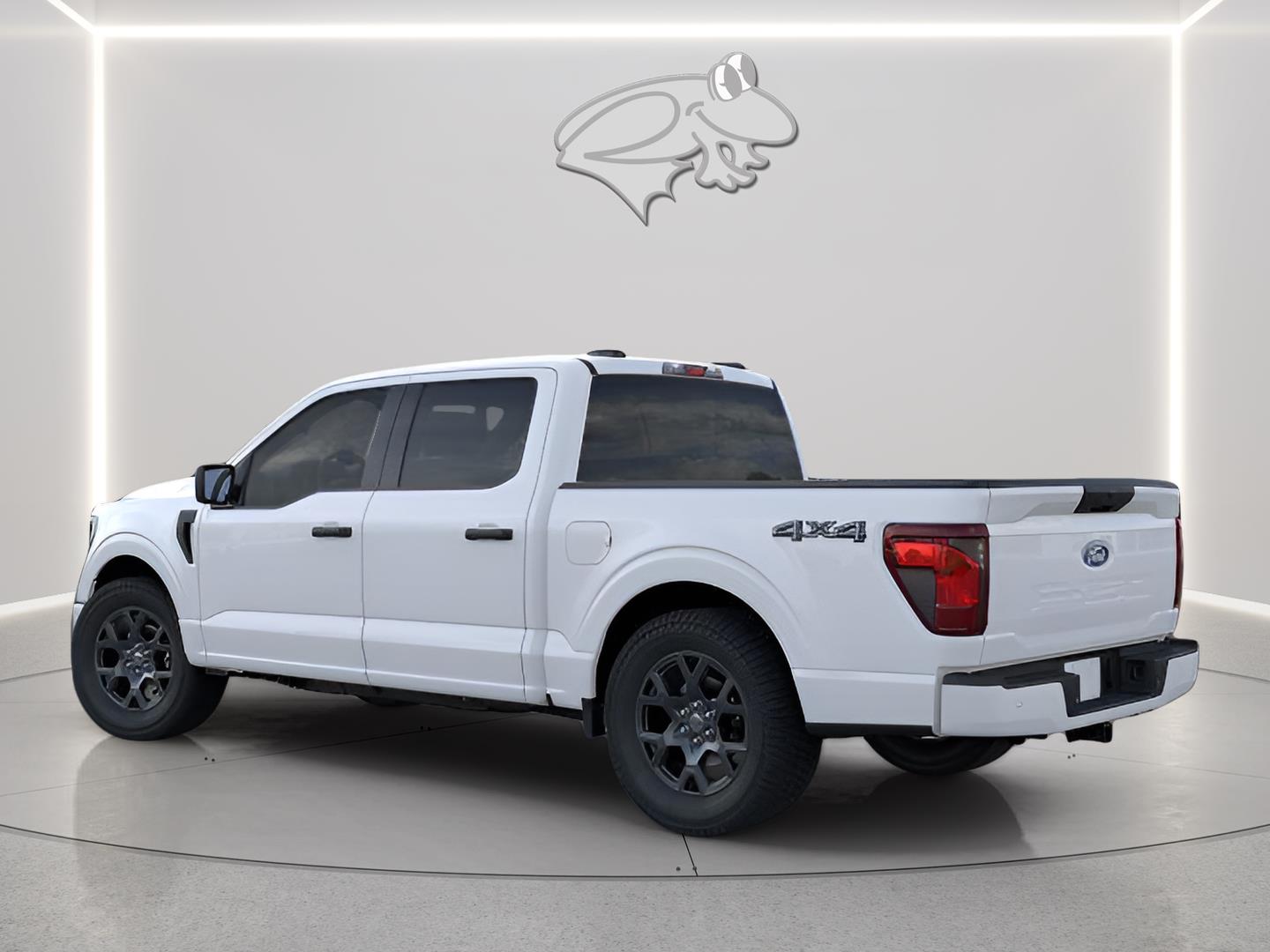 View vehicle photo 4