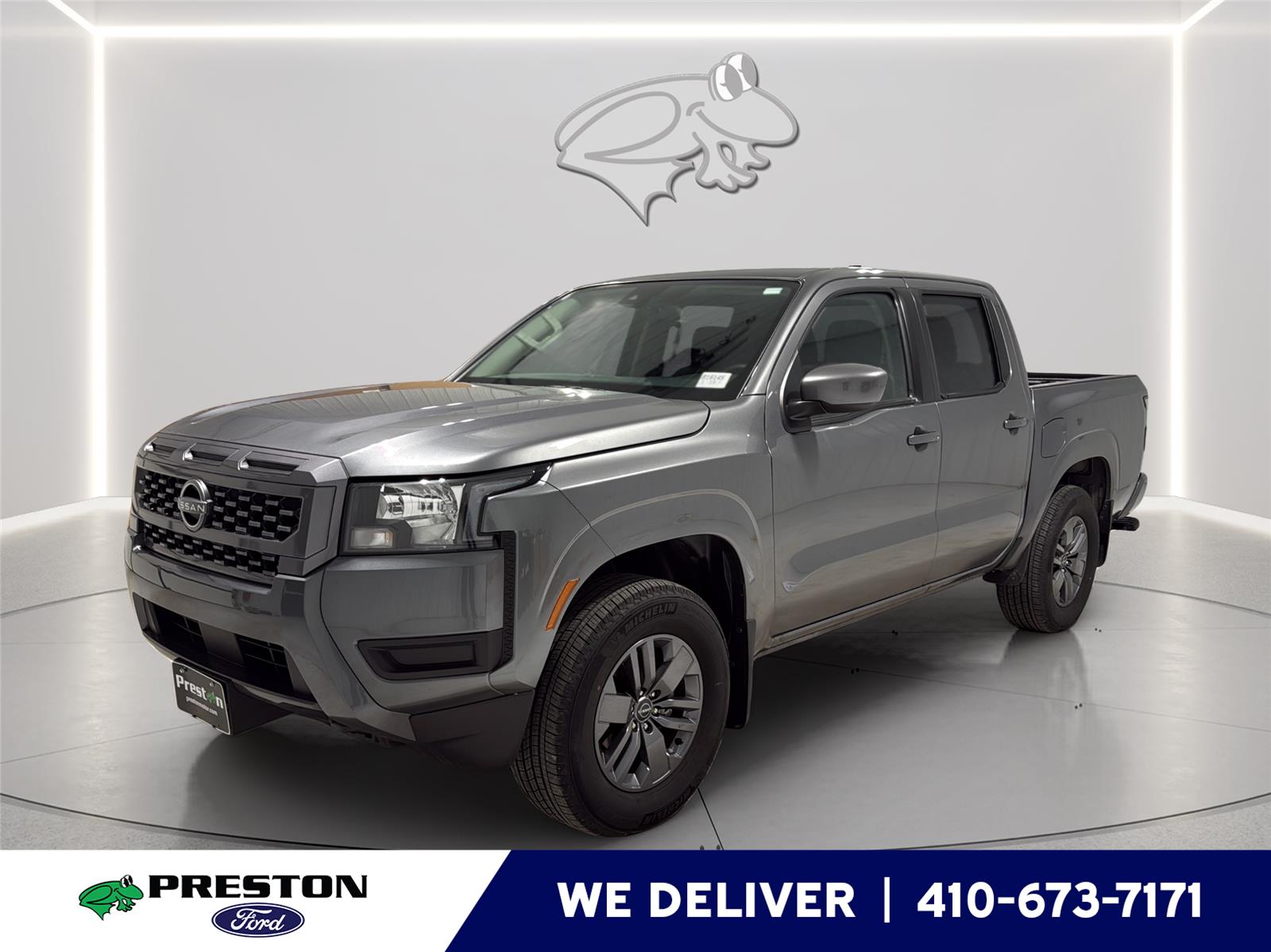 Gray (Gun Metallic) 2025 Nissan Frontier SV Crew Cab 4WD Pickup Truck Four-Wheel Drive Automatic