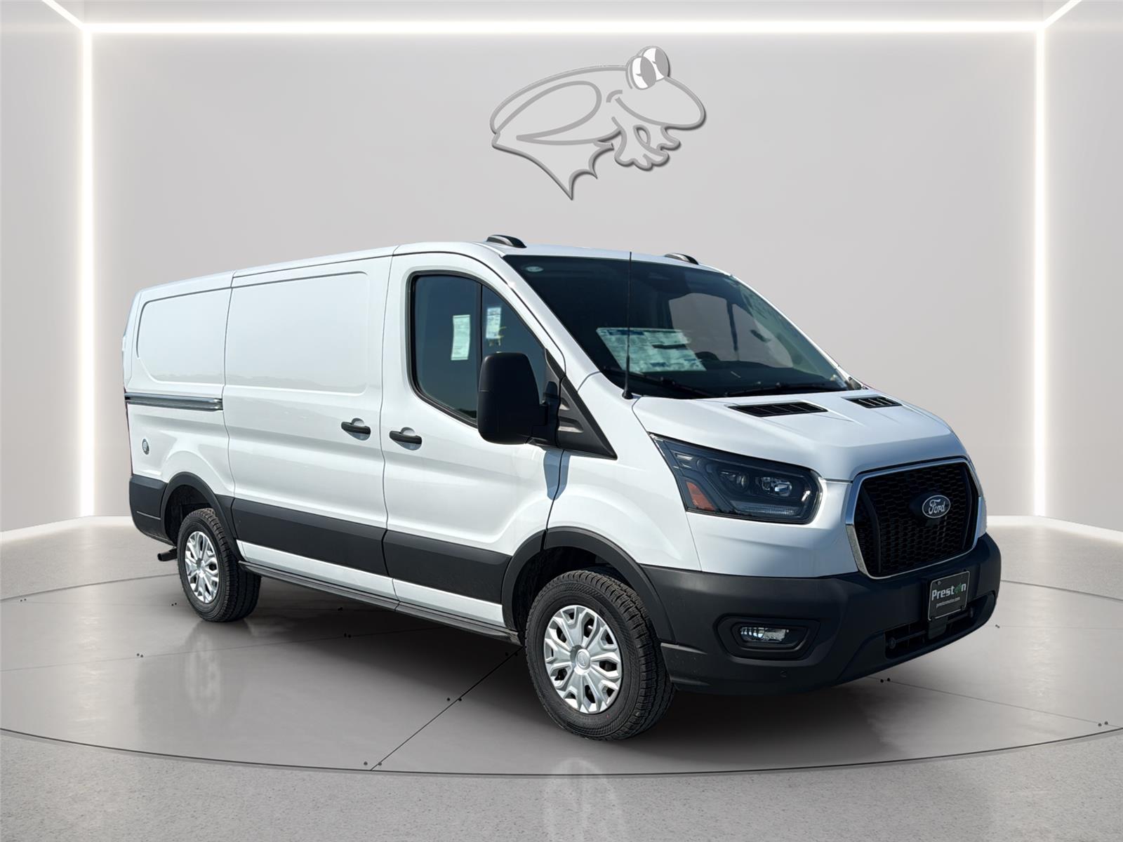 View vehicle photo 7