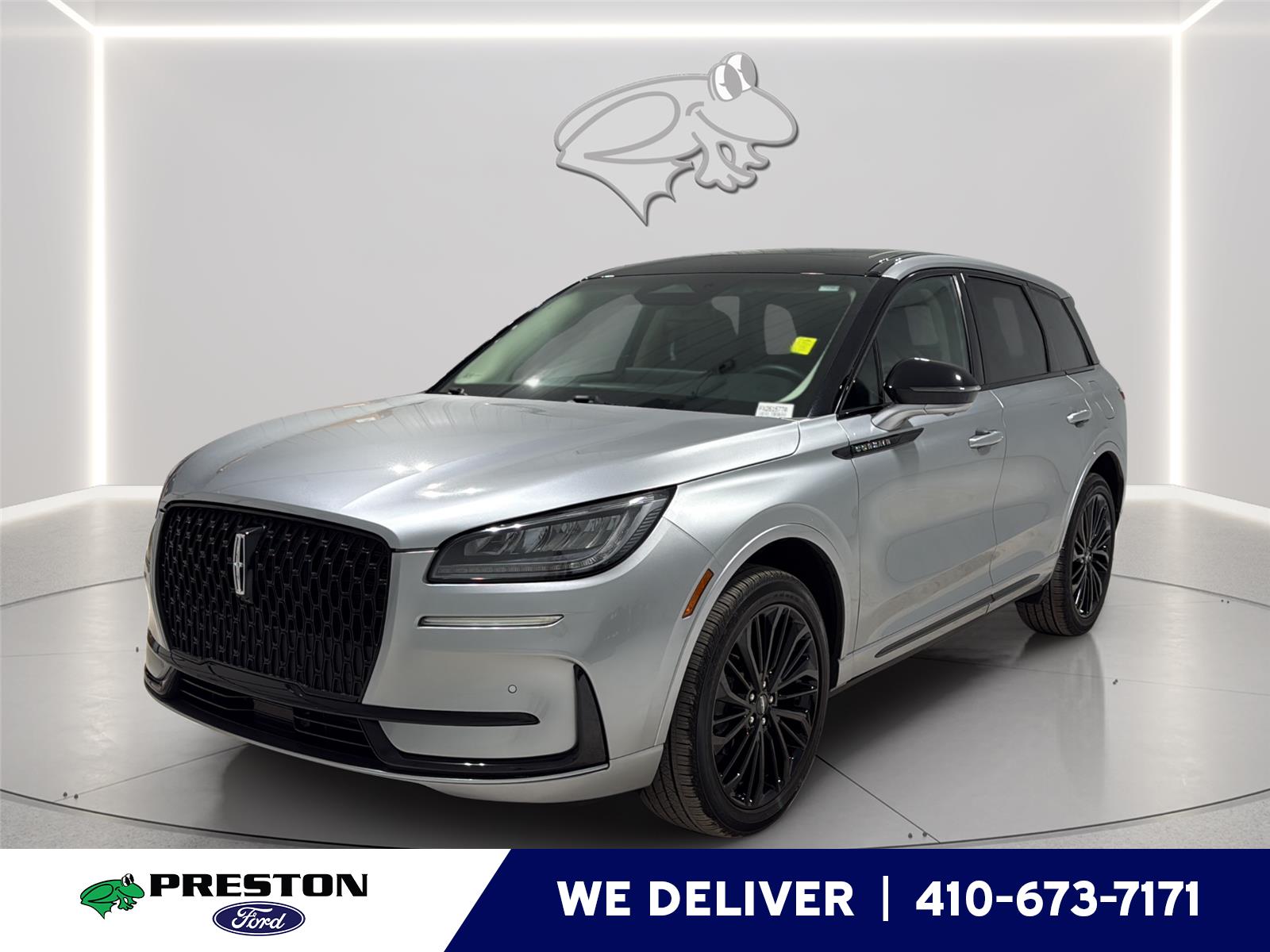 Silver Radiance Metallic Clearcoat 2024 Lincoln Corsair SUV / Crossover All-Wheel Drive 8-Speed Automatic