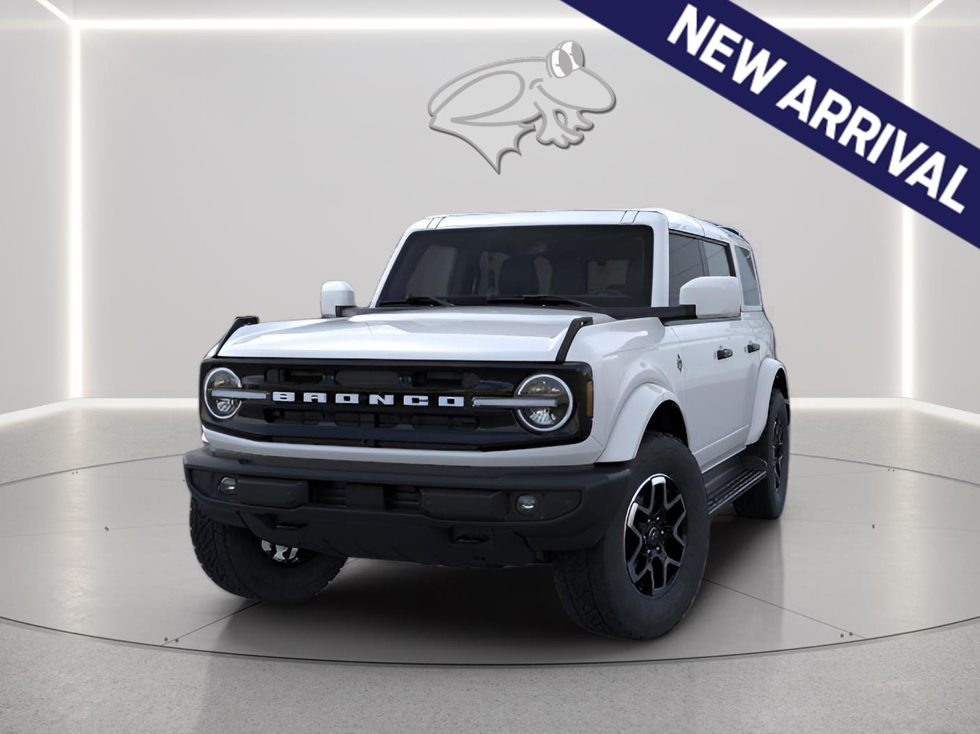 Oxford White 2026 Ford Bronco SUV / Crossover Four-Wheel Drive Automatic