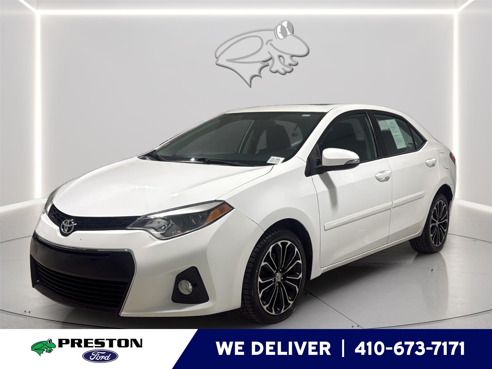 Super White 2014 Toyota Corolla Sedan Front-Wheel Drive Continuously Variable Transmission