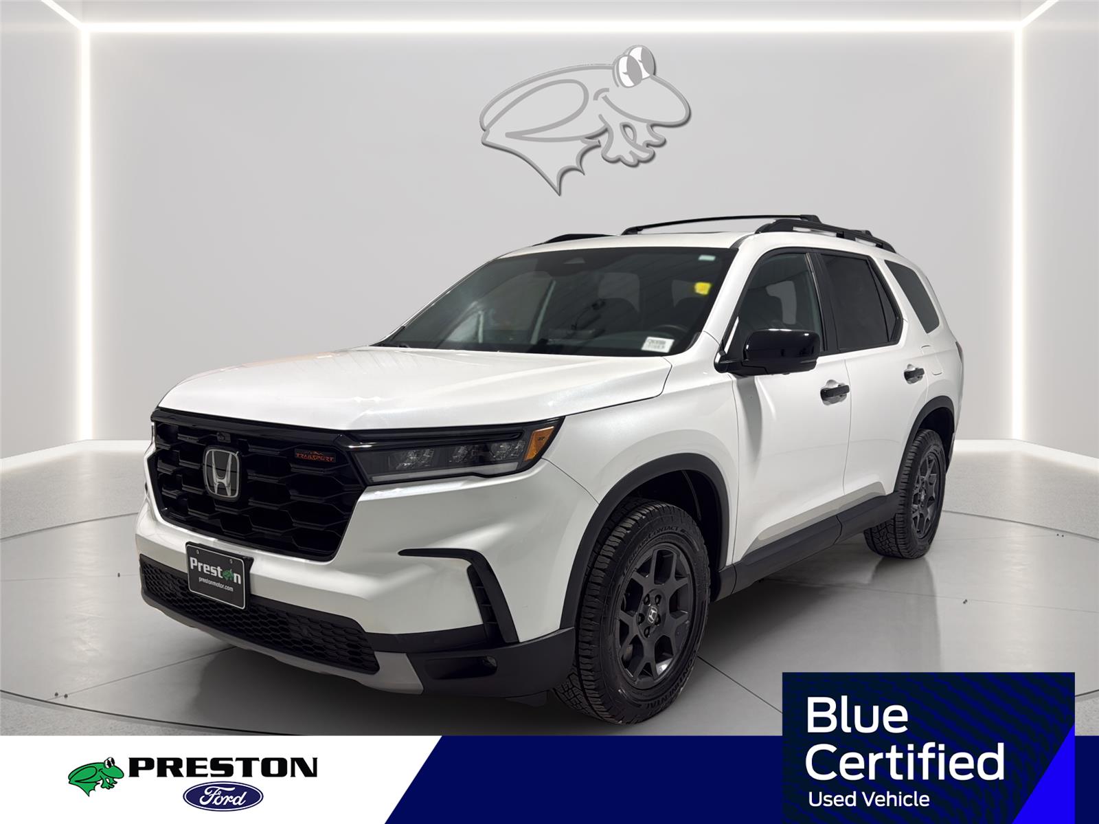 Platinum White Pearl 2025 Honda Pilot SUV / Crossover All-Wheel Drive Automatic