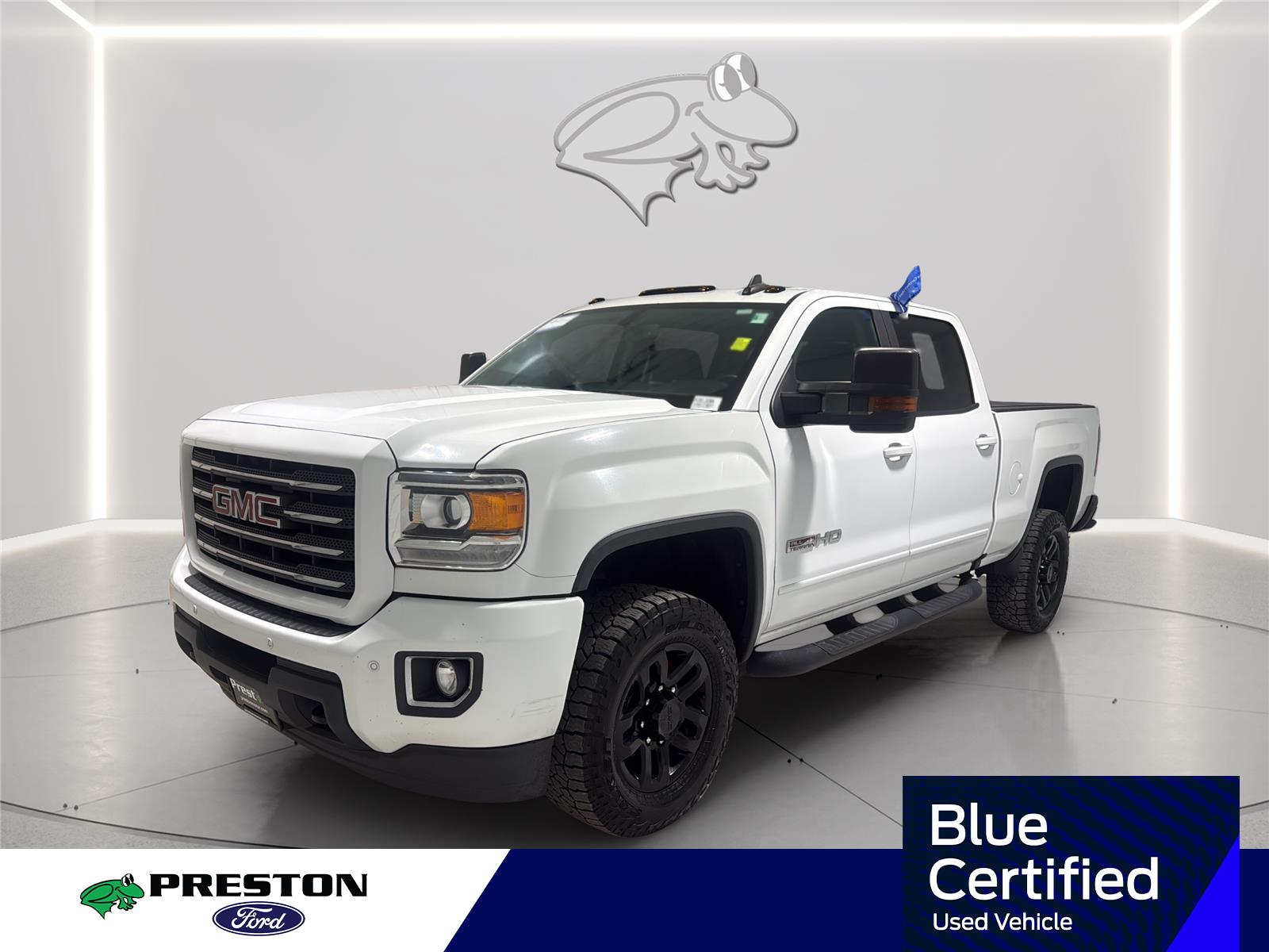 Summit White 2017 GMC Sierra 2500HD Pickup Truck Four-Wheel Drive 6-Speed Automatic