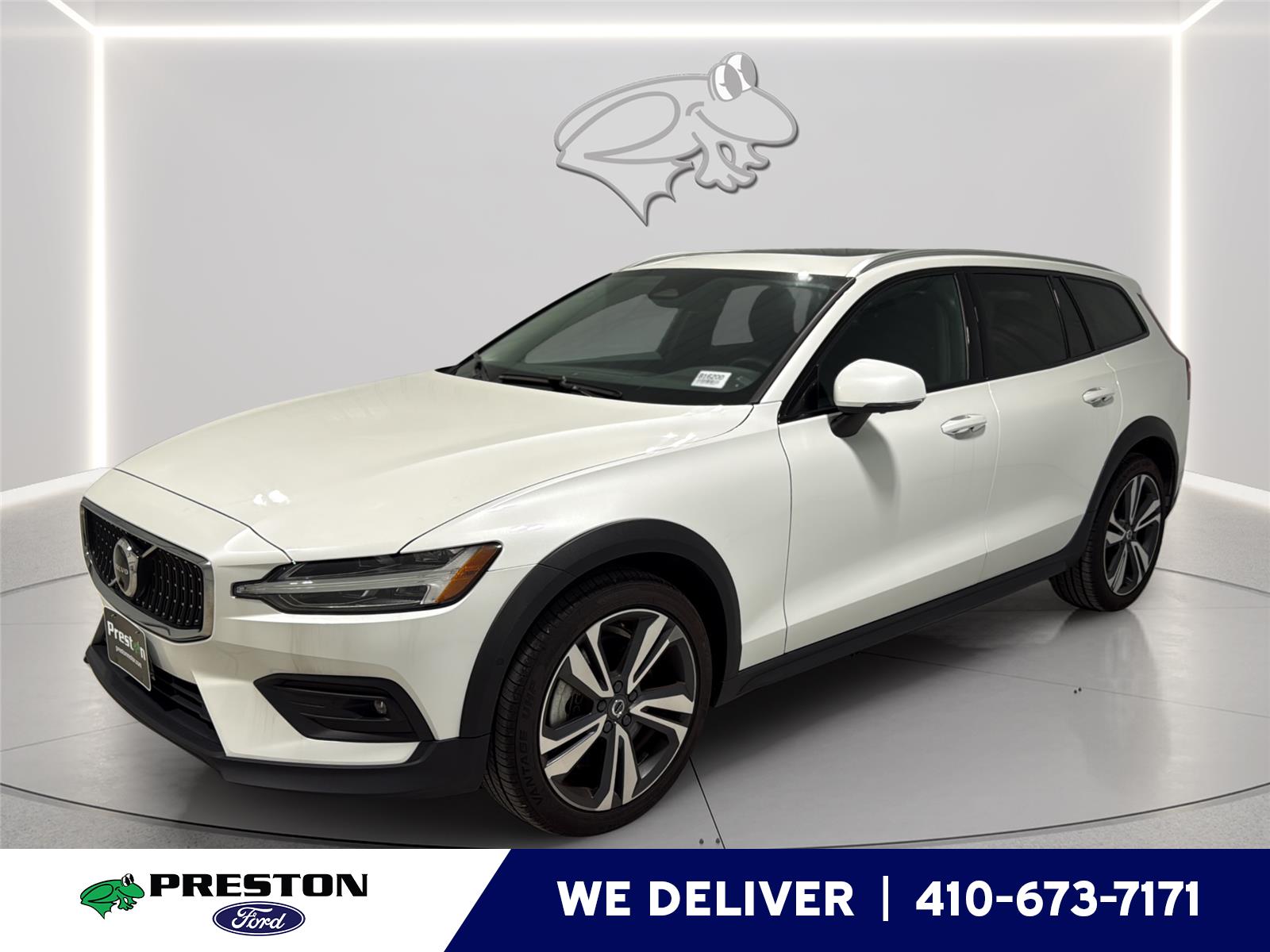 Crystal White Pearl 2025 Volvo V60 Wagon All-Wheel Drive Automatic