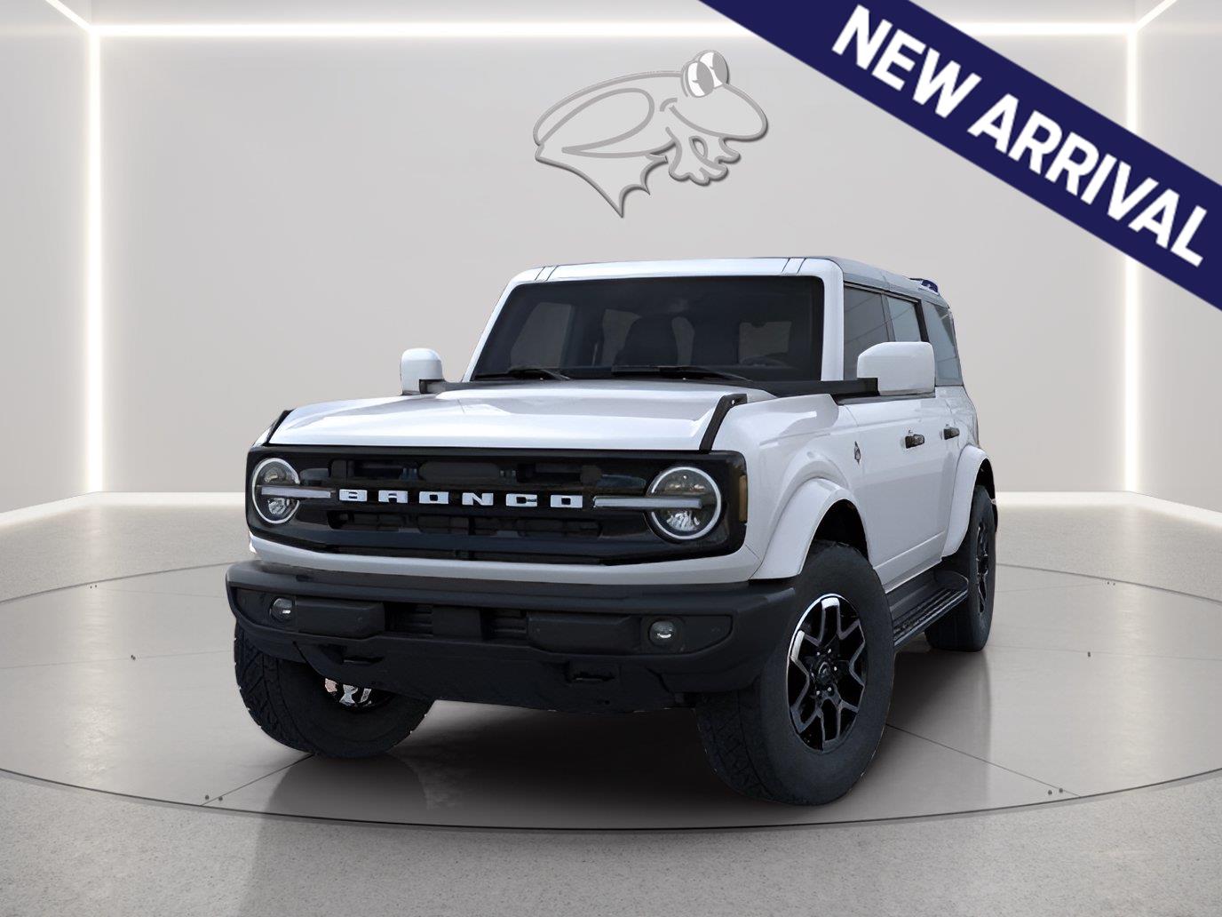 Oxford White 2026 Ford Bronco SUV / Crossover Four-Wheel Drive Automatic
