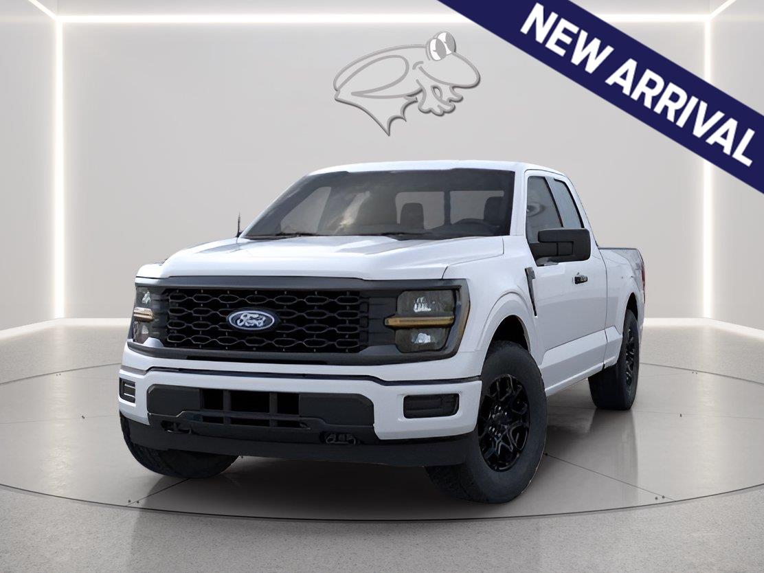 Oxford White 2026 Ford F-150 Pickup Truck Four-Wheel Drive Automatic