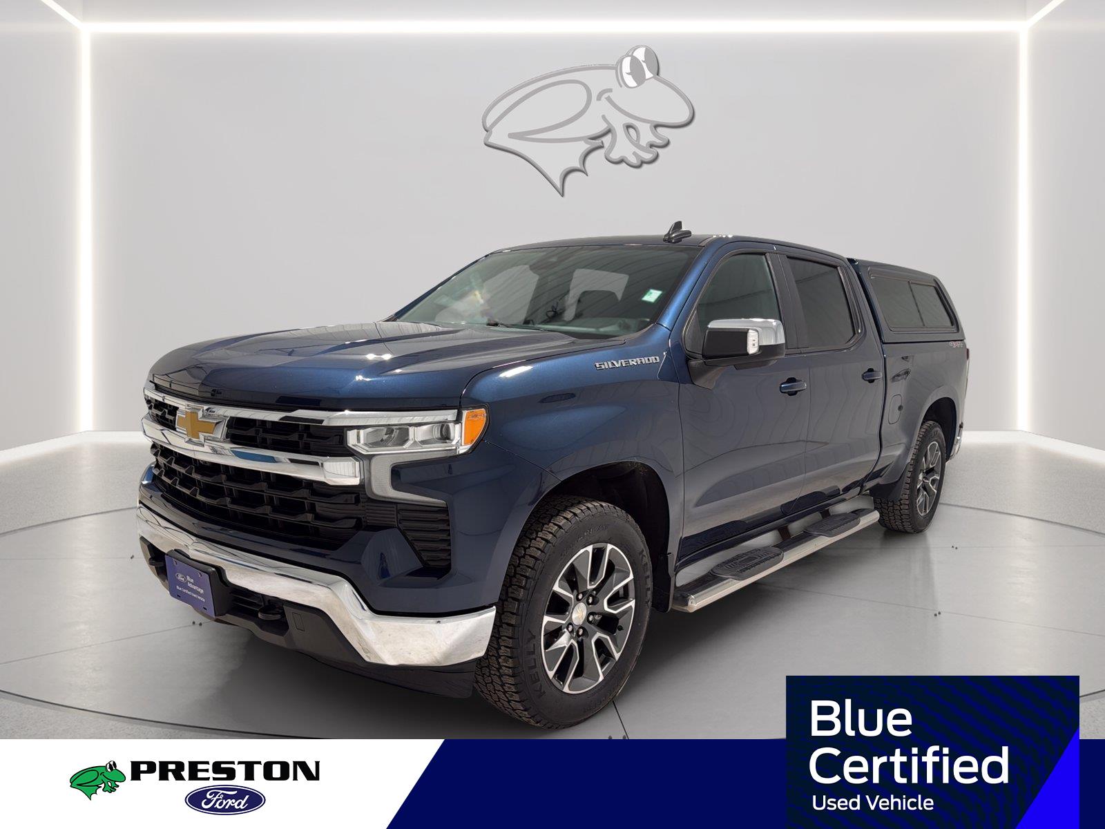 Northsky Blue Metallic 2022 Chevrolet Silverado 1500 Pickup Truck Four-Wheel Drive 8-Speed Automatic