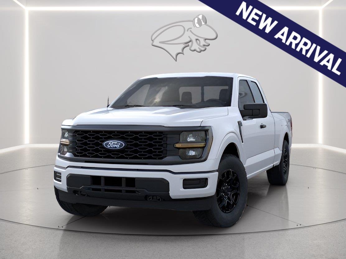 Oxford White 2026 Ford F-150 Pickup Truck Four-Wheel Drive Automatic