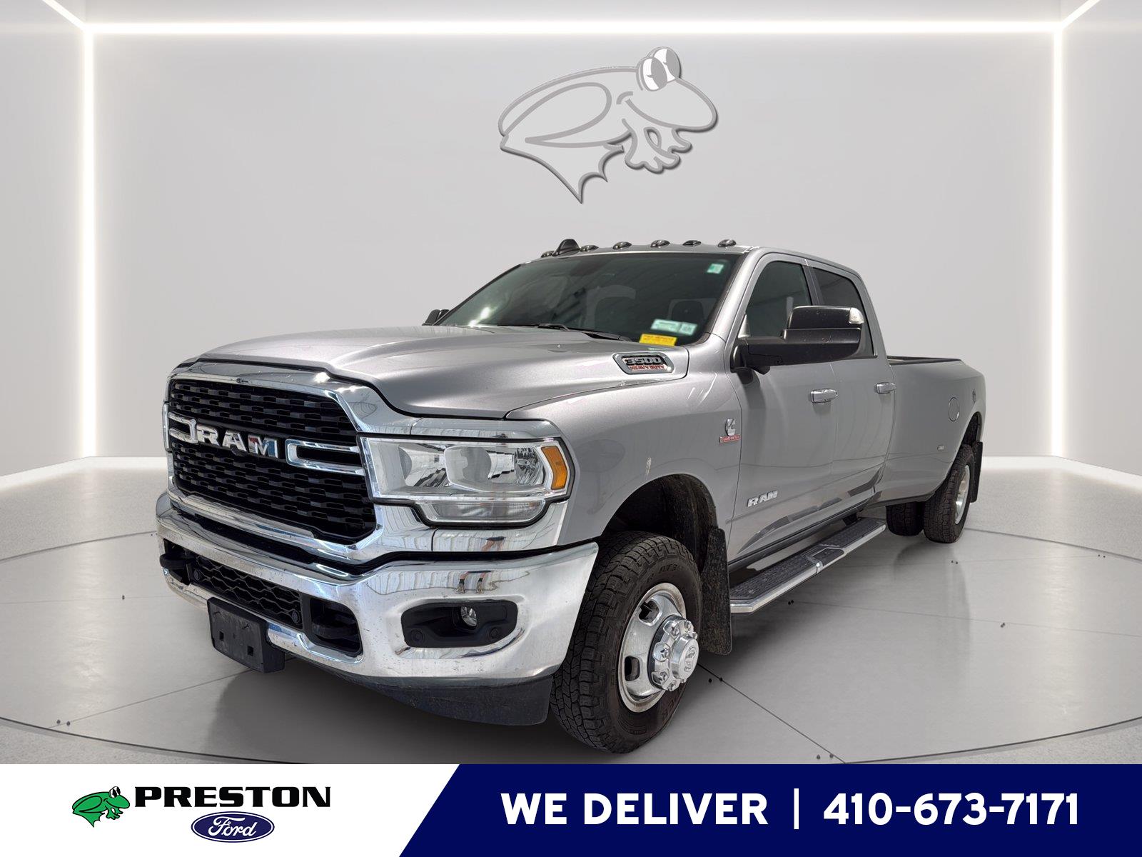 Billet Silver Metallic Clearcoat 2022 RAM 3500 Pickup Truck Four-Wheel Drive 6-Speed Automatic
