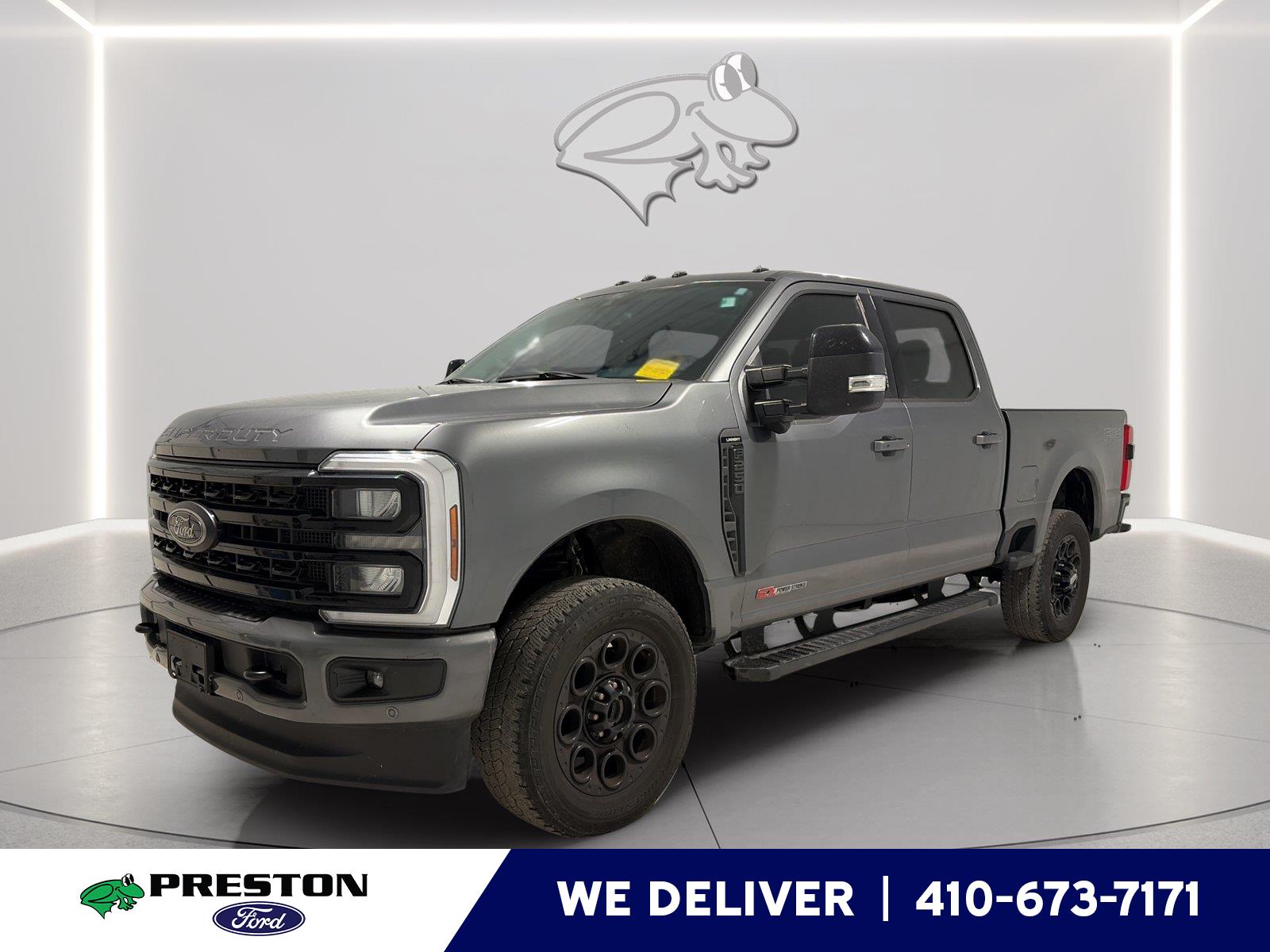 Carbonized Gray 2024 Ford F-250 Super Duty Pickup Truck Four-Wheel Drive Automatic
