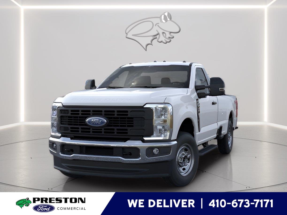 Oxford White 2026 Ford F-250 Super Duty Pickup Truck Four-Wheel Drive Automatic