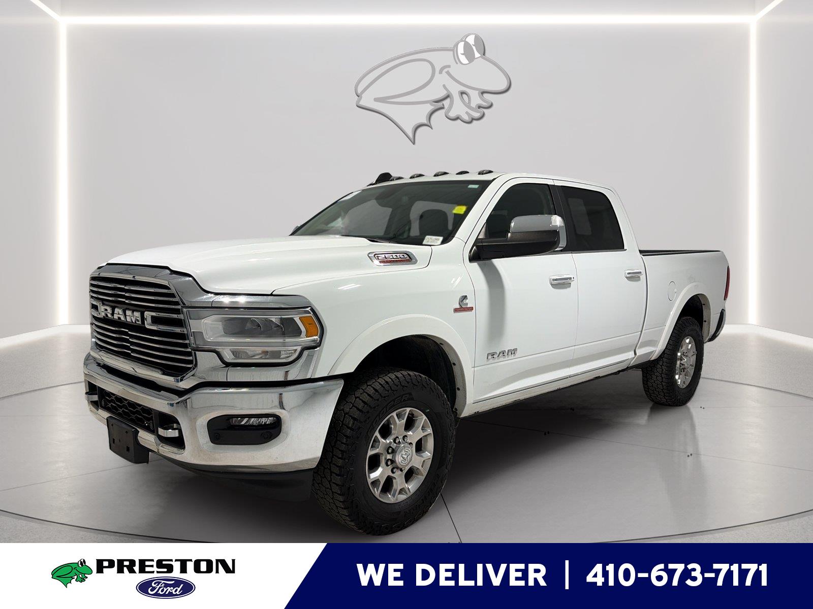 Bright White Clearcoat 2022 RAM 2500 Pickup Truck Four-Wheel Drive 6-Speed Automatic