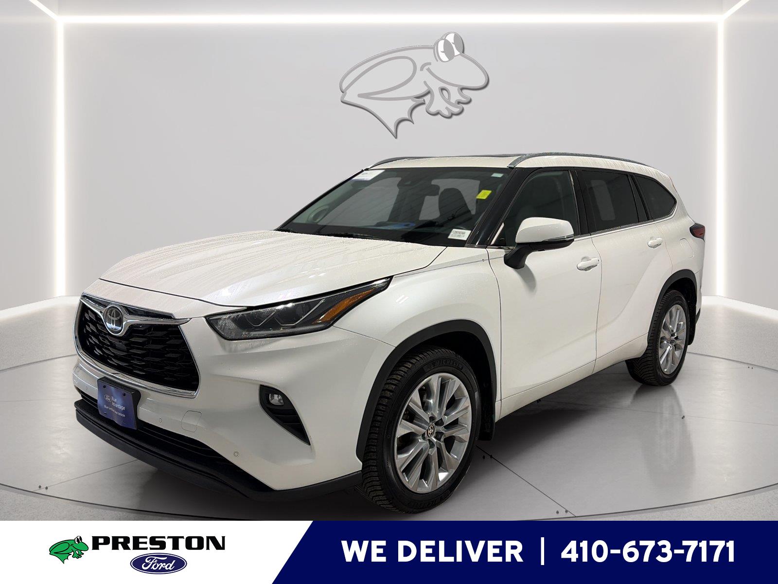 White (Blizzard Pearl) 2021 Toyota Highlander SUV / Crossover All-Wheel Drive 8-Speed Automatic