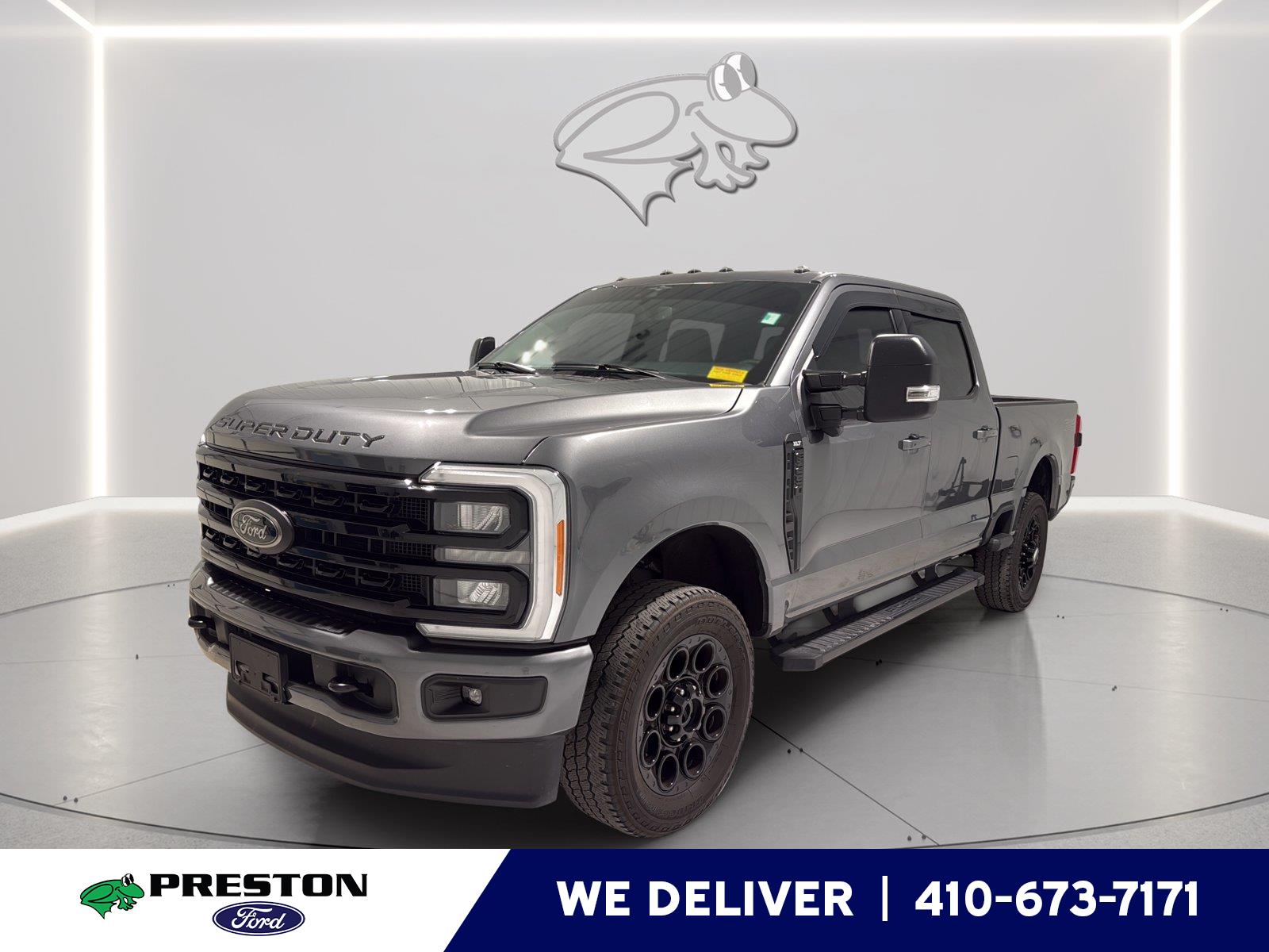  2023 Ford F-250 Super Duty XLT Crew Cab 4WD   