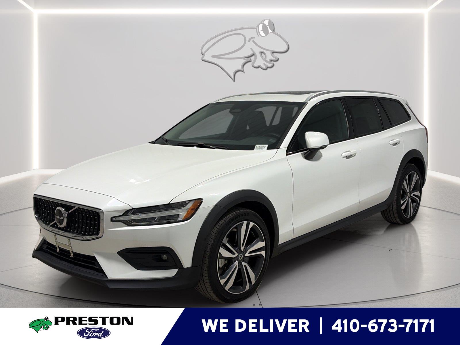2025 Volvo V60 Cross Country B5 Plus AWD
