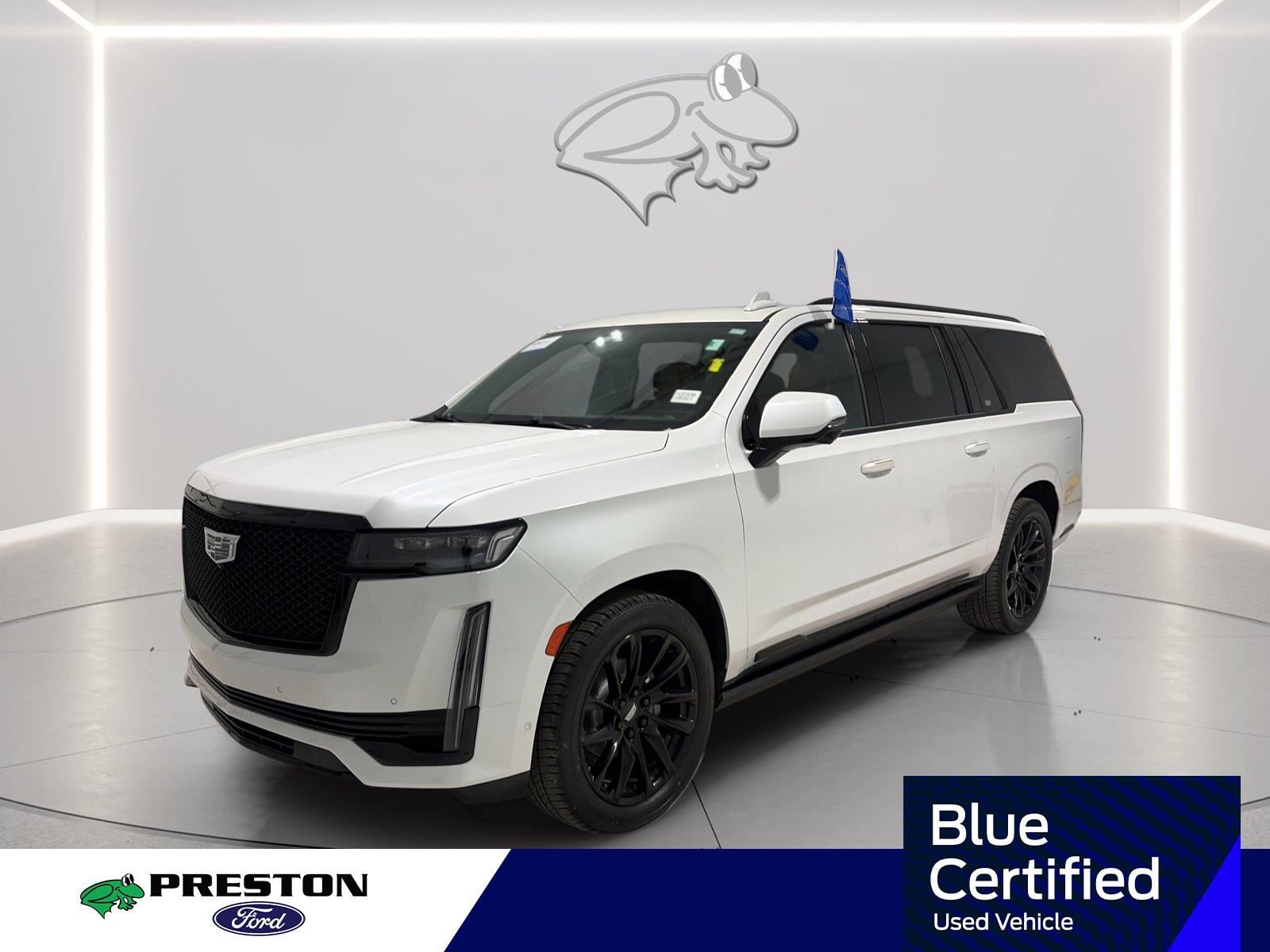 Crystal White Tricoat 2021 Cadillac Escalade ESV SUV / Crossover Four-Wheel Drive Automatic