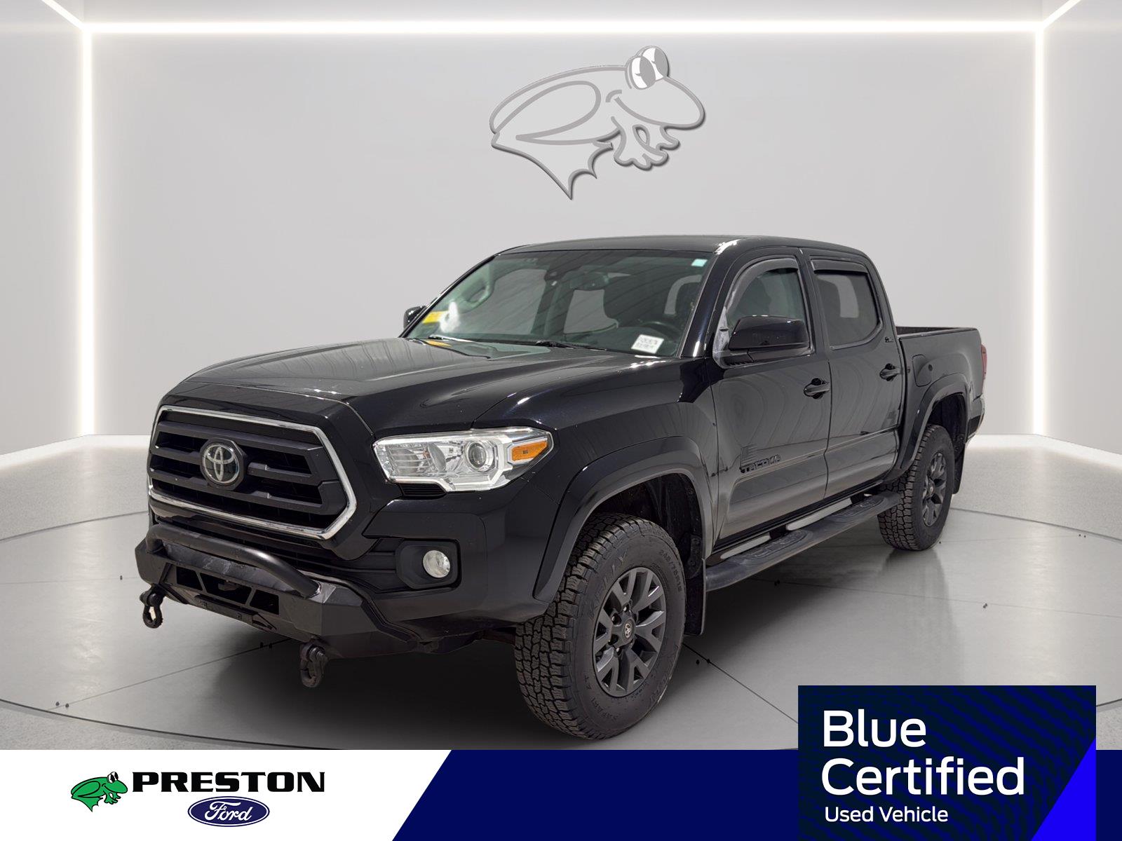 Midnight Black Metallic 2020 Toyota Tacoma Pickup Truck Four-Wheel Drive 6-Speed Automatic