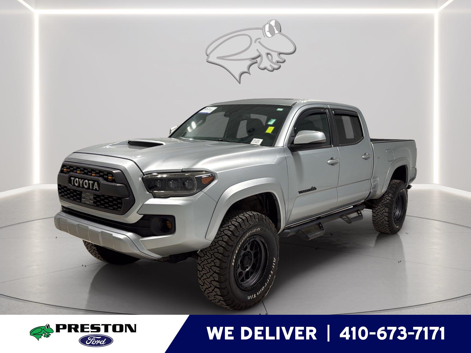 Celestial Silver Metallic 2023 Toyota Tacoma Pickup Truck Four-Wheel Drive 6-Speed Automatic
