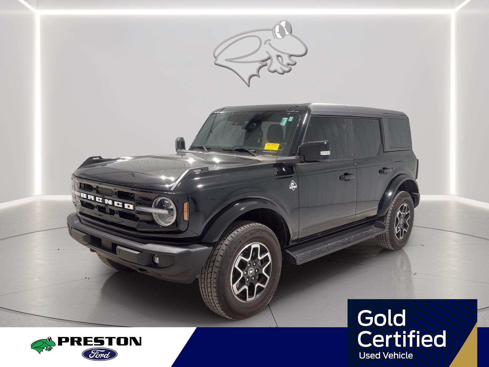  2025 Ford Bronco Outer Banks 4-Door 4WD   
