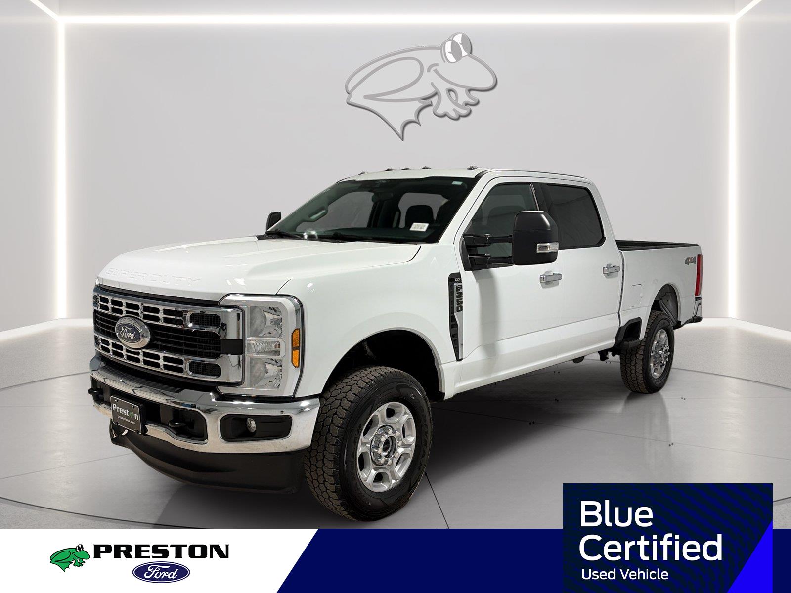 2025 Ford F-250 Super Duty XLT Crew Cab 4WD