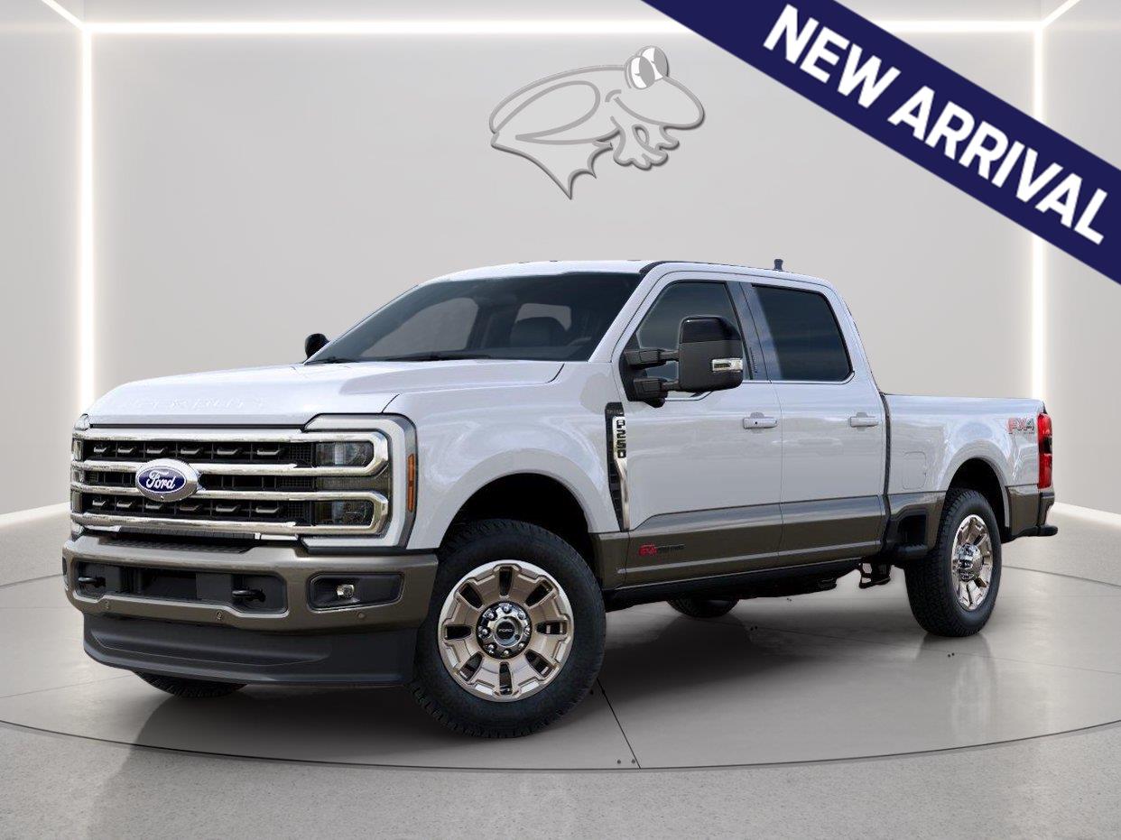 Star White Metallic Tri-Coat/Marsh Gray 2027 Ford F-250 Super Duty Pickup Truck Four-Wheel Drive Automatic
