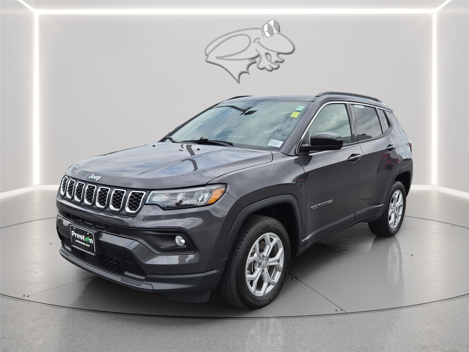 Baltic Gray Metallic Clearcoat 2024 Jeep Compass Latitude 4WD SUV / Crossover Four-Wheel Drive 8-Speed Automatic