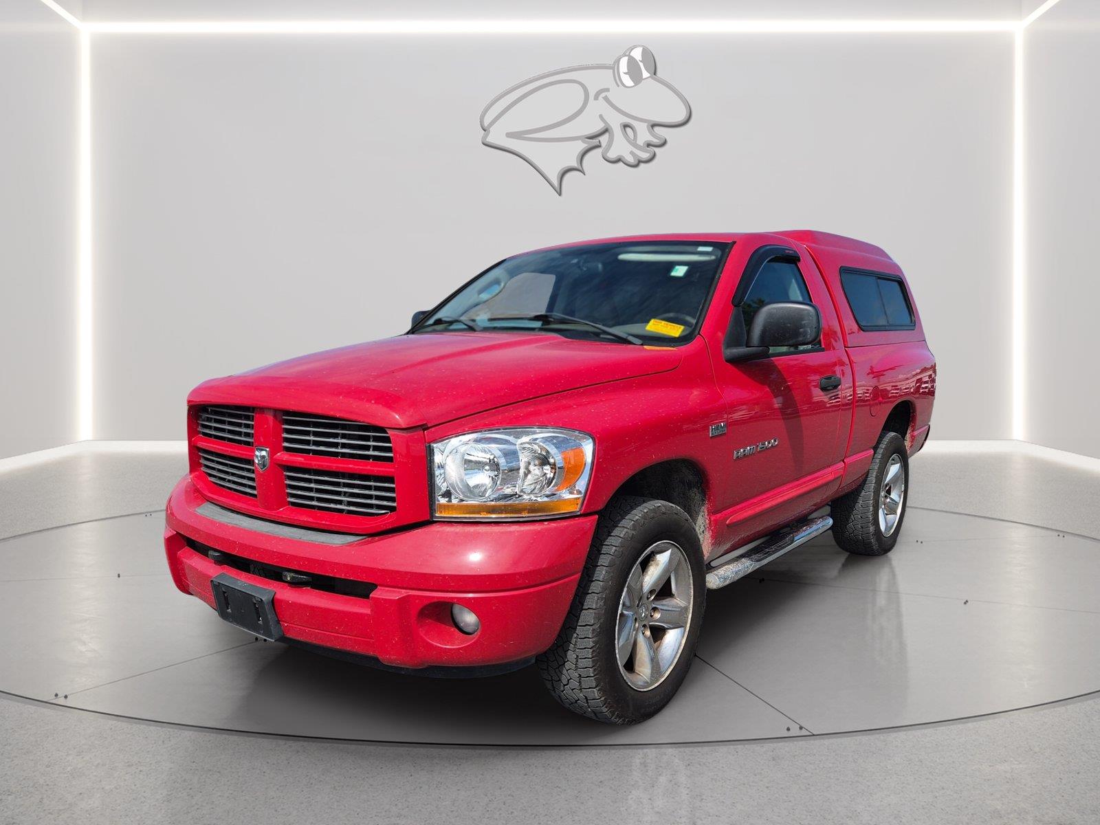Flame Red Clearcoat 2006 Dodge RAM 1500 Pickup Truck Four-Wheel Drive 5-Speed Automatic