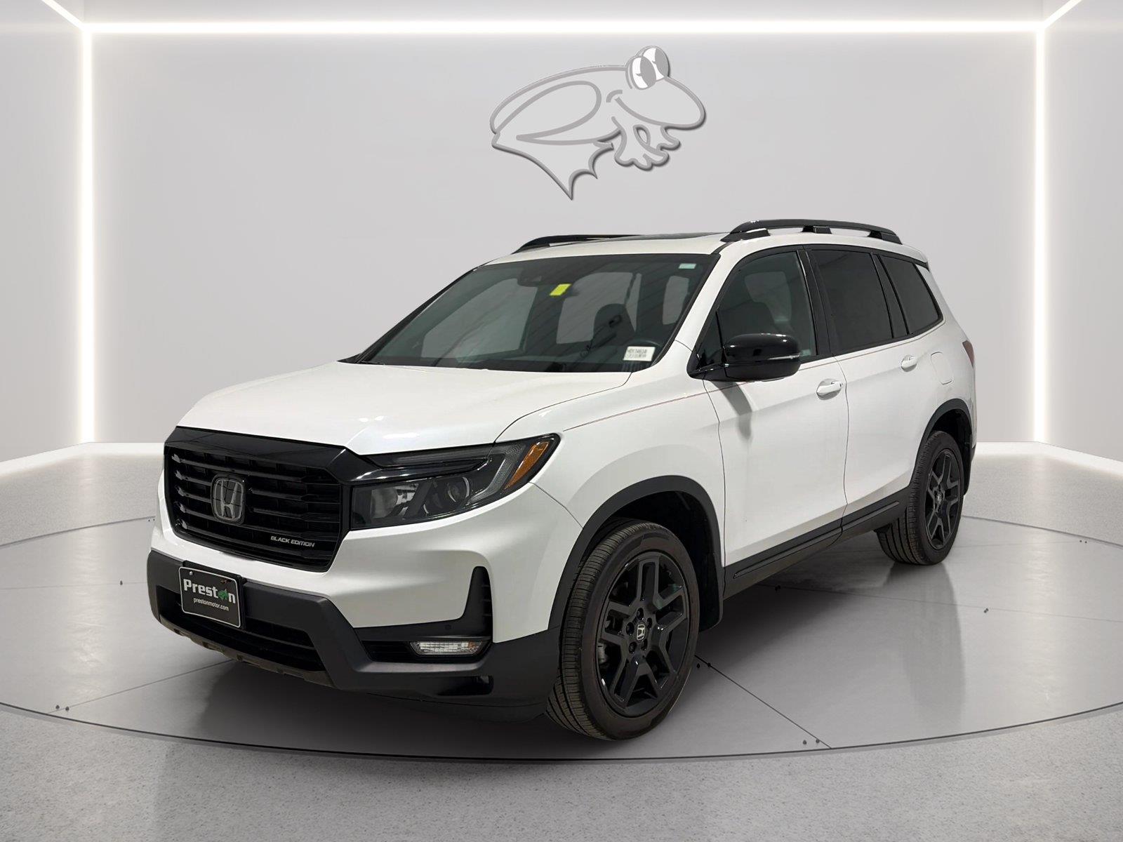 Platinum White Pearl 2024 Honda Passport SUV / Crossover All-Wheel Drive 9-Speed Automatic
