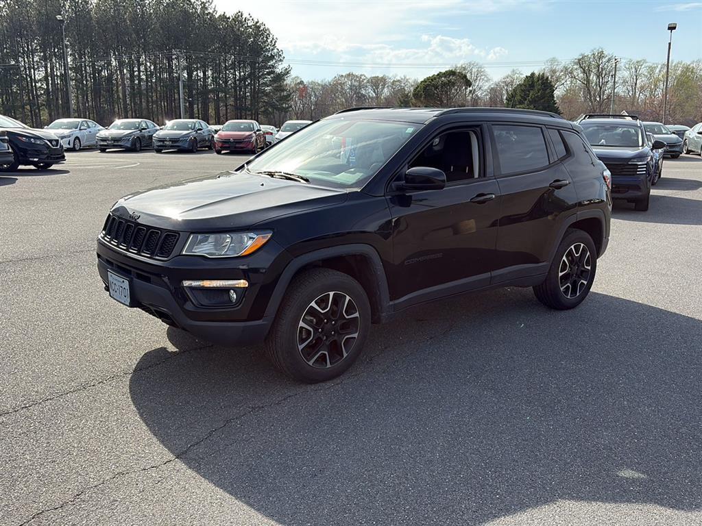 Diamond Black Crystal Pearlcoat 2019 Jeep Compass Upland Edition 4WD SUV / Crossover Four-Wheel Drive 9-Speed Automatic