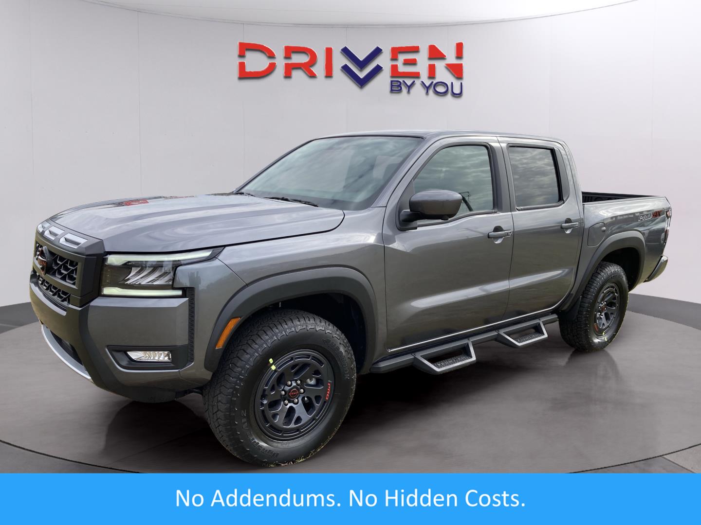 2026 Nissan Frontier PRO-4X Crew Cab 4WD