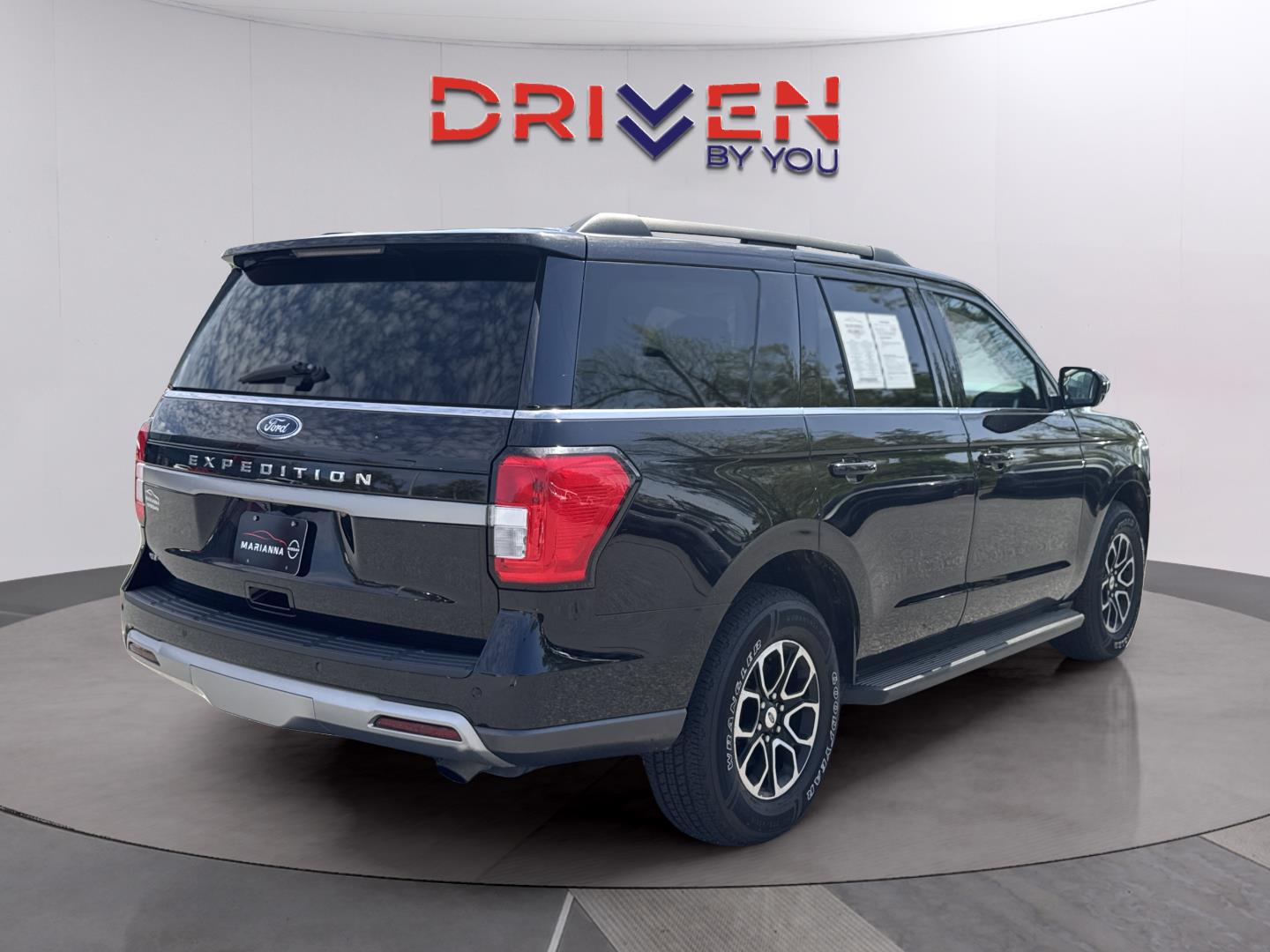 View vehicle photo 5