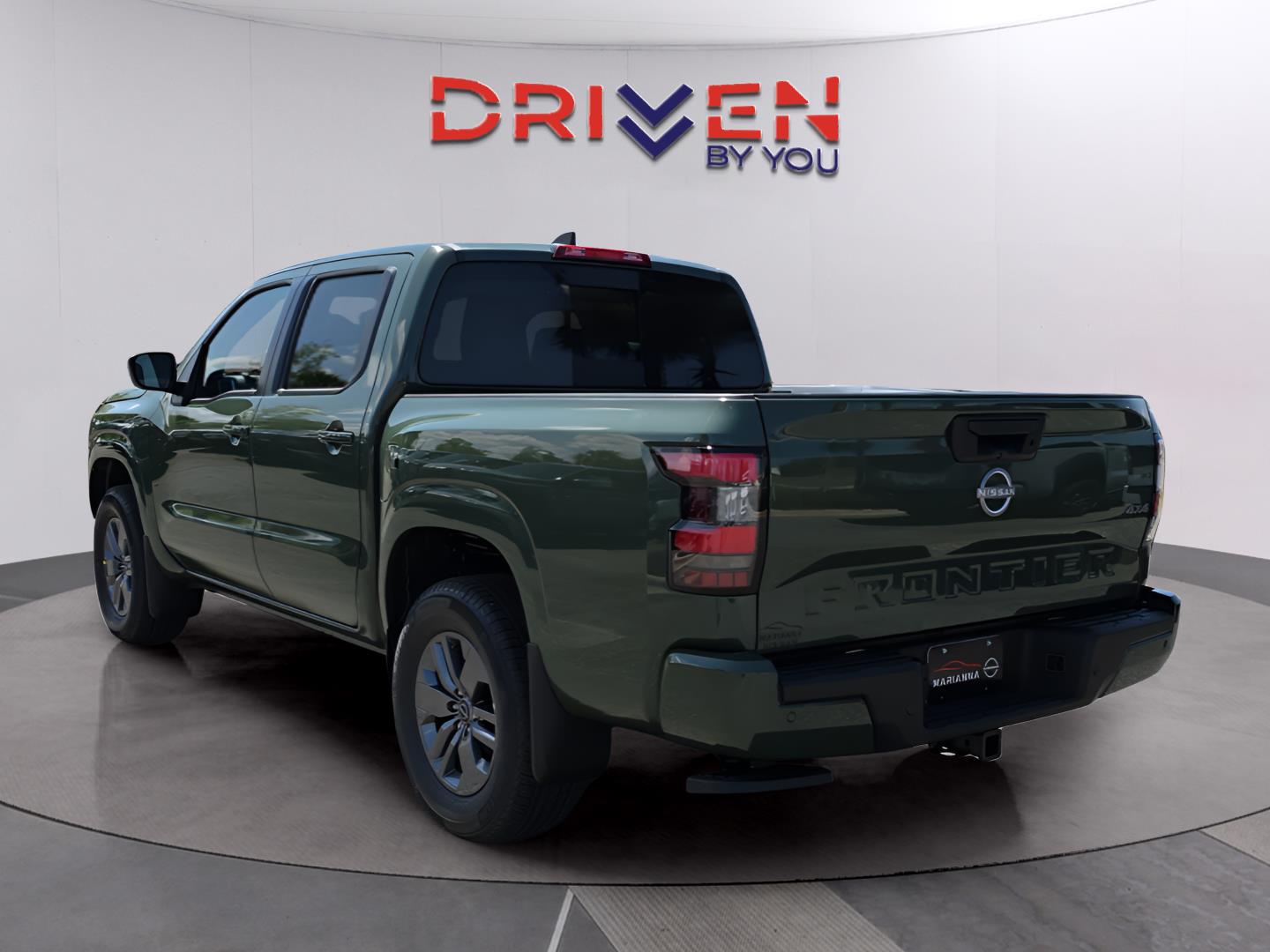 View vehicle photo 3