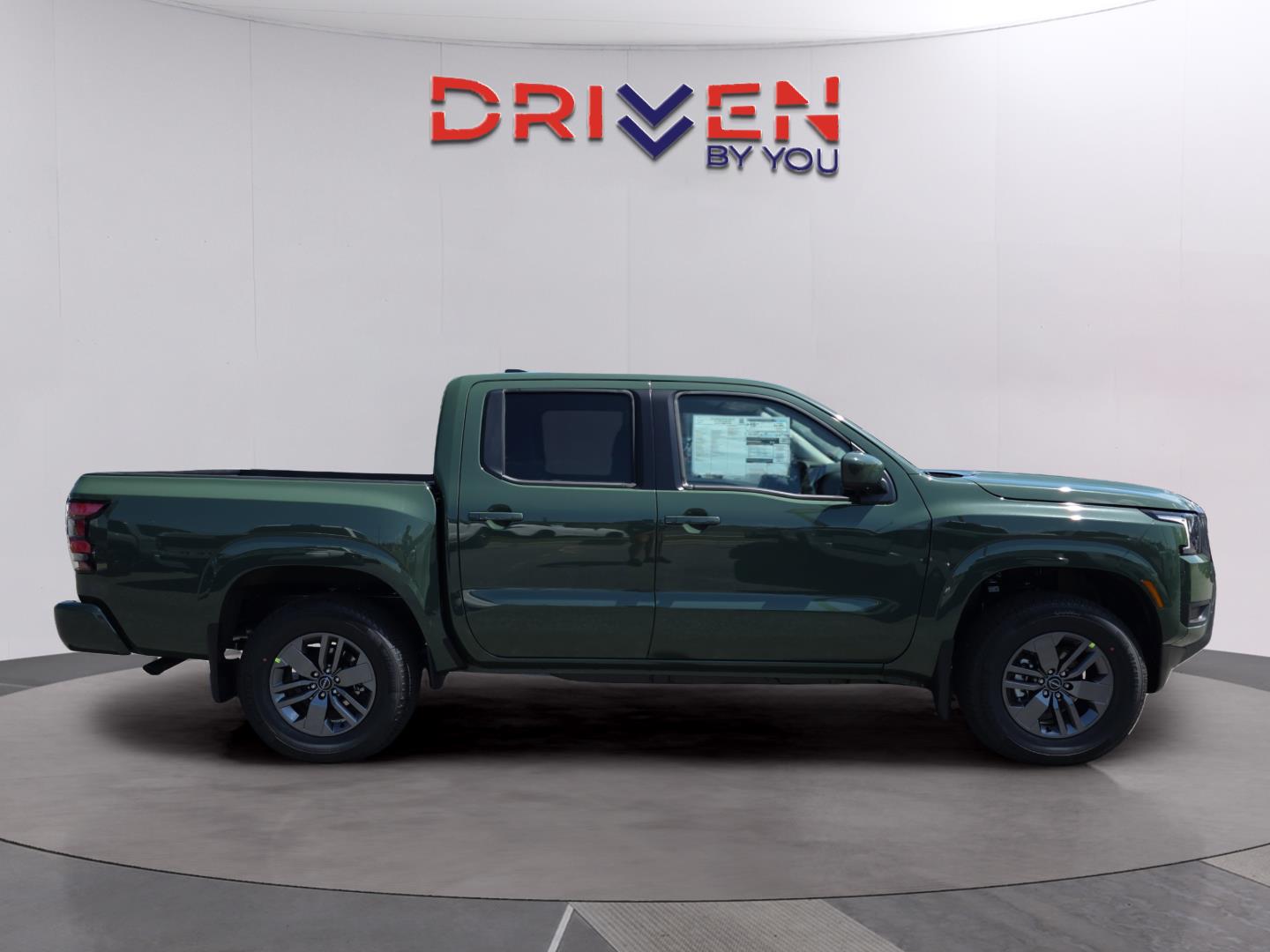 View vehicle photo 6