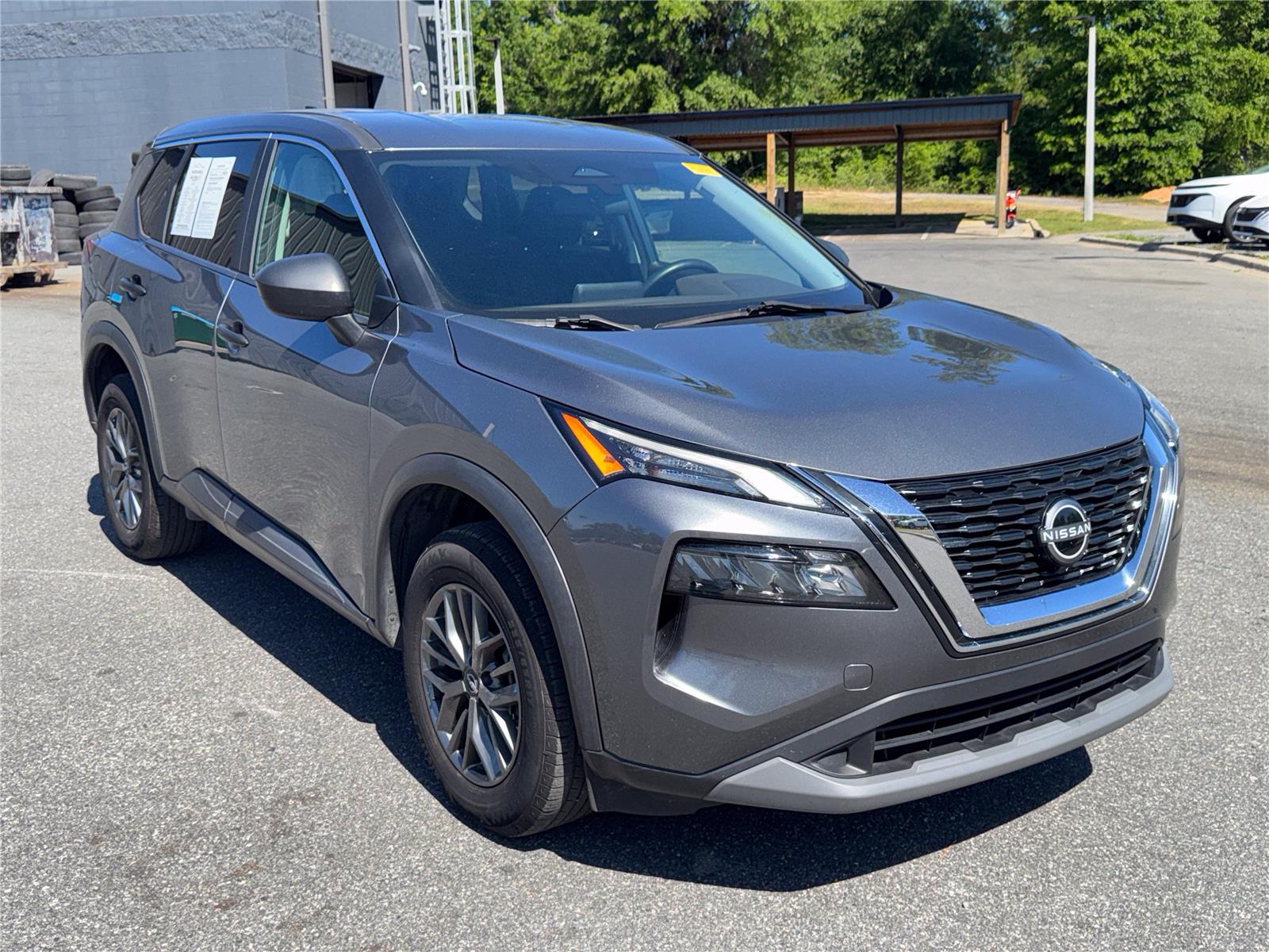 Gray (Gun Metallic) 2023 Nissan Rogue SUV / Crossover Front-Wheel Drive Continuously Variable Transmission