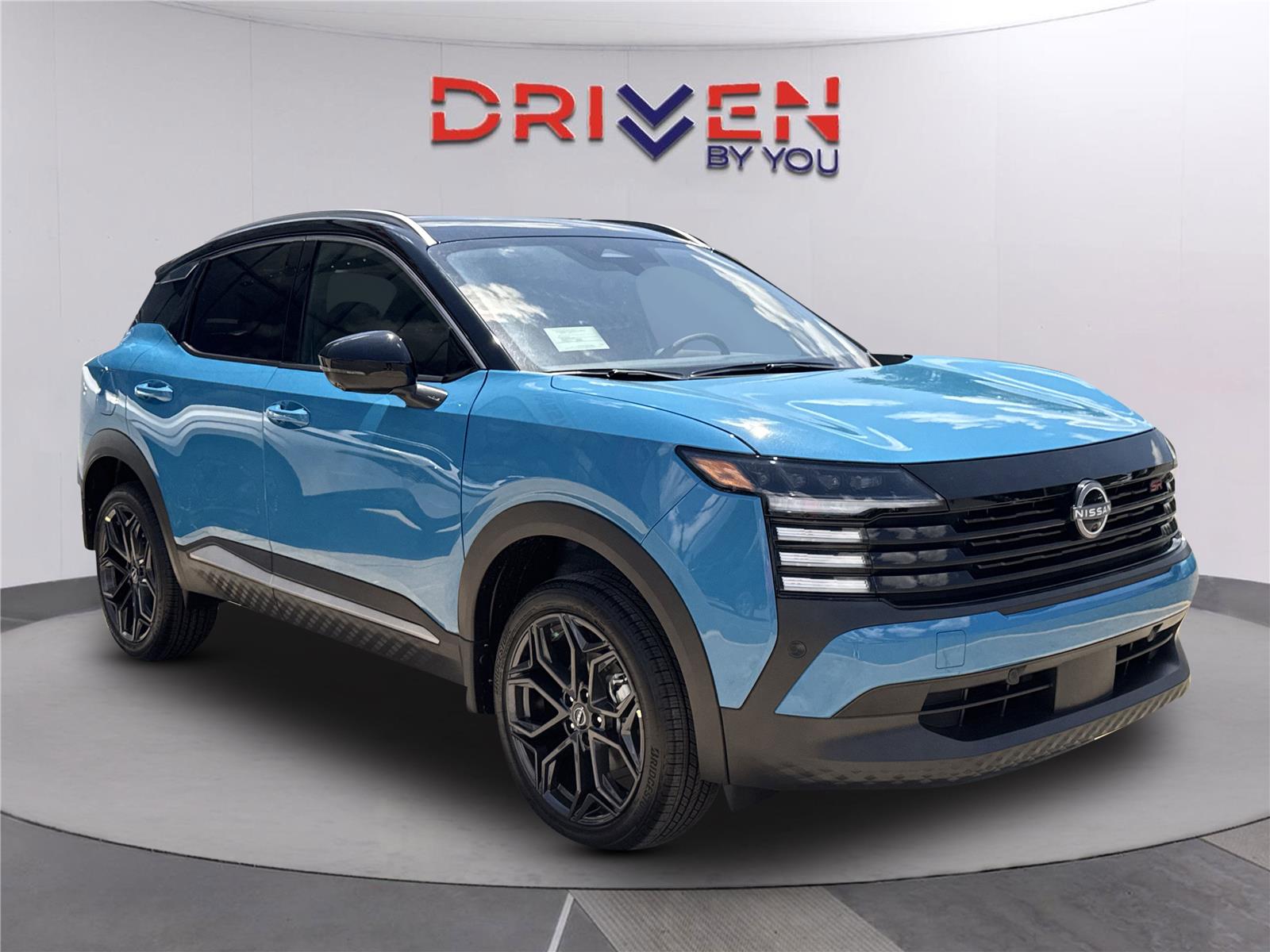 Arctic Ice Blue Metallic/Super Black 2026 Nissan Kicks SUV / Crossover Front-Wheel Drive Continuously Variable Transmission