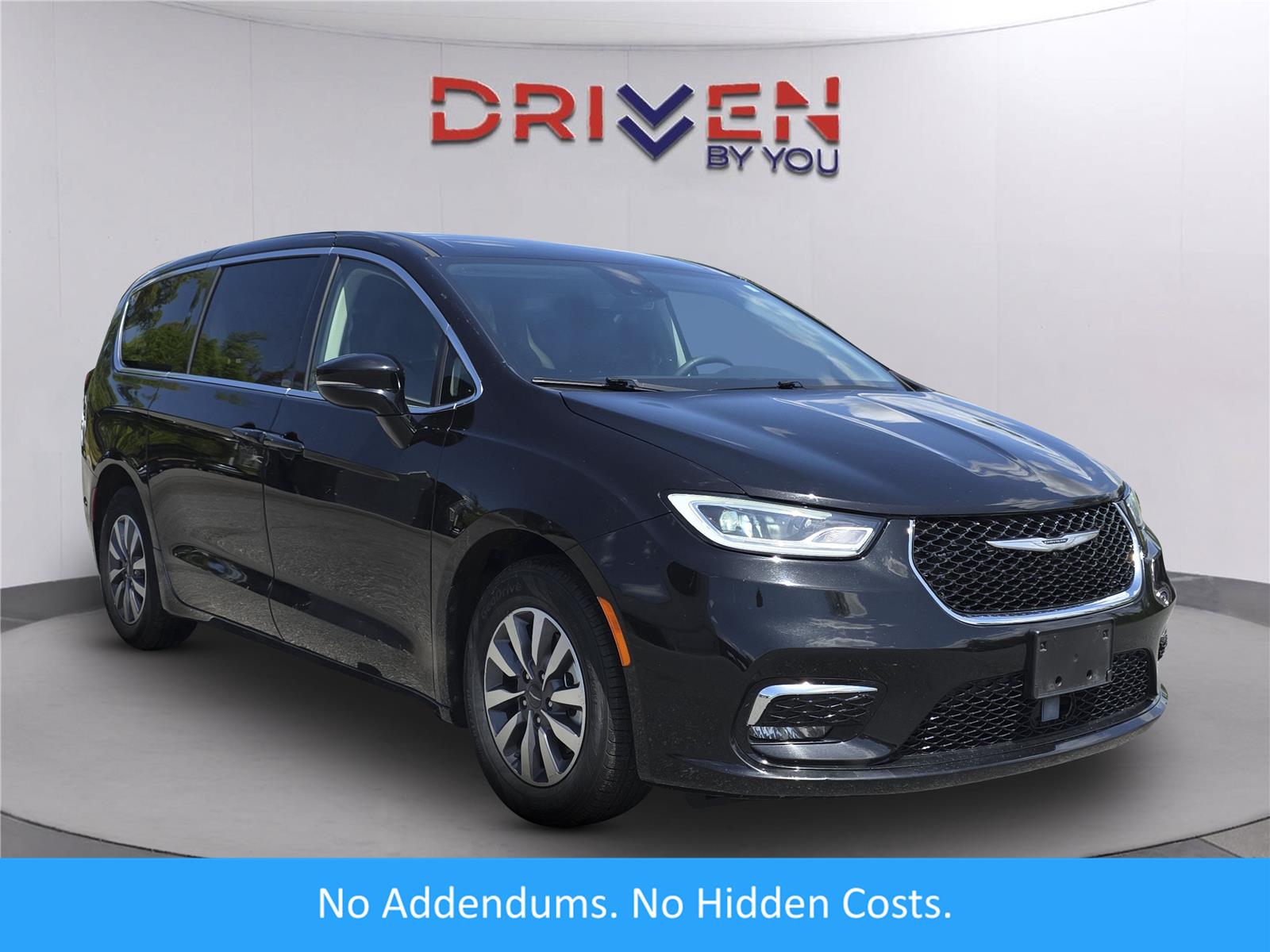 2024 Chrysler Pacifica Hybrid Select FWD