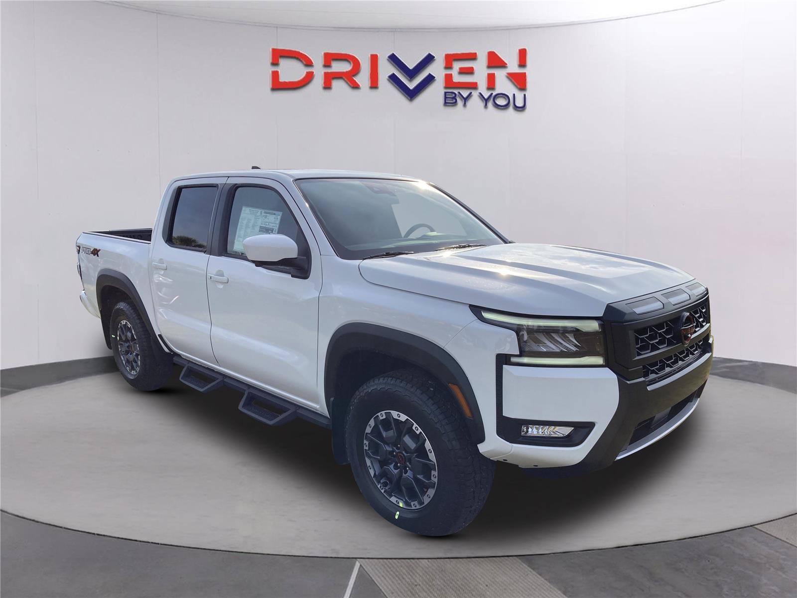 Glacier White 2026 Nissan Frontier Pickup Truck Four-Wheel Drive Automatic