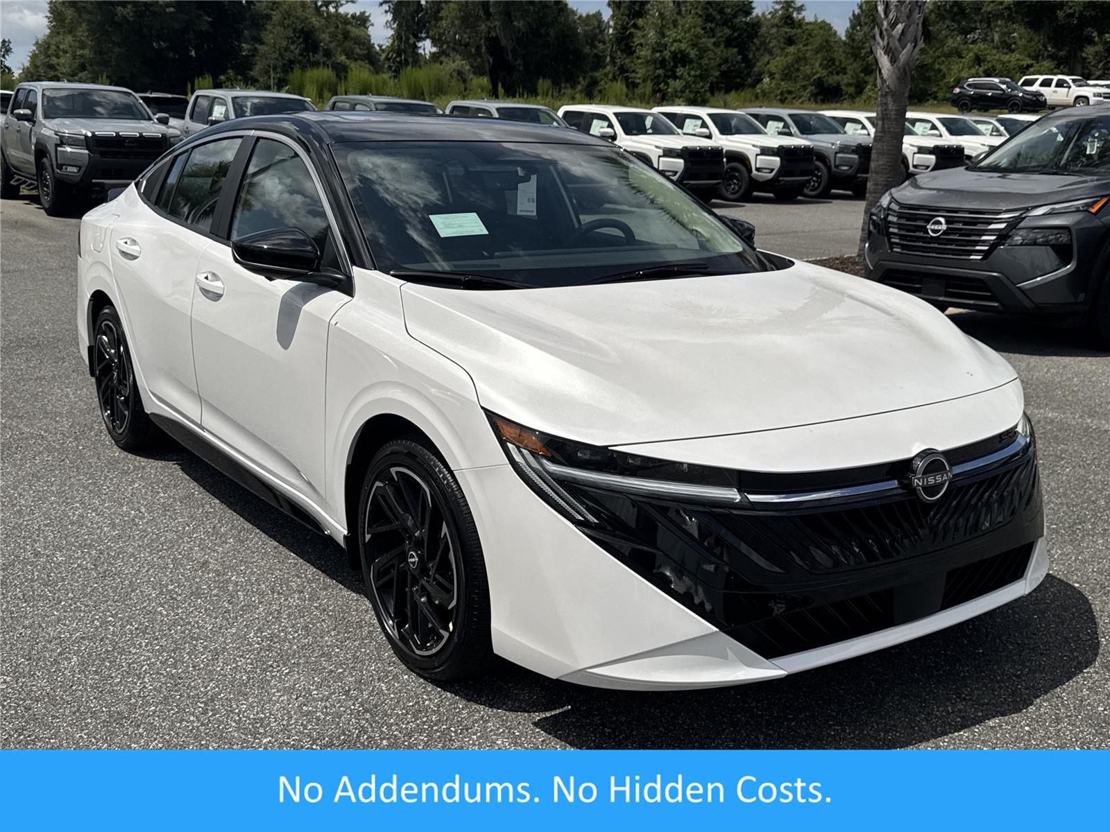Aspen White Tricoat/Super Black 2026 Nissan Sentra Sedan Front-Wheel Drive Continuously Variable Transmission