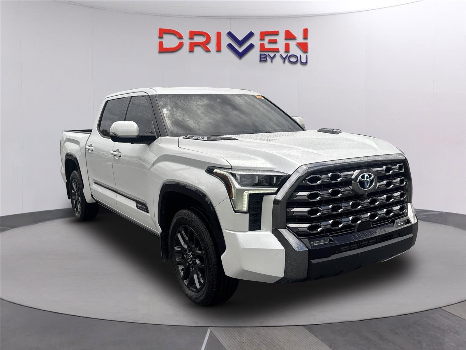 White (Wind Chill Pearl) 2024 Toyota Tundra Hybrid Pickup Truck Four-Wheel Drive Automatic