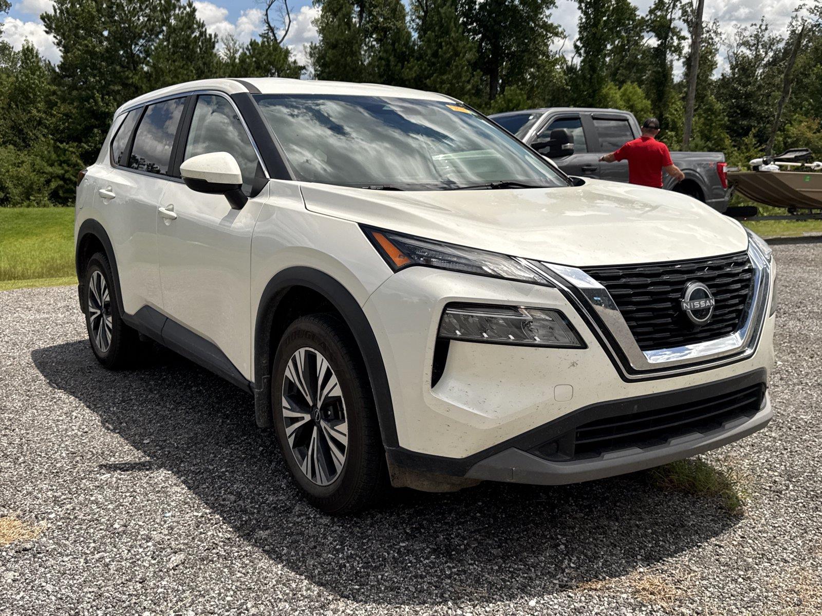 2023 Nissan Rogue SV FWD