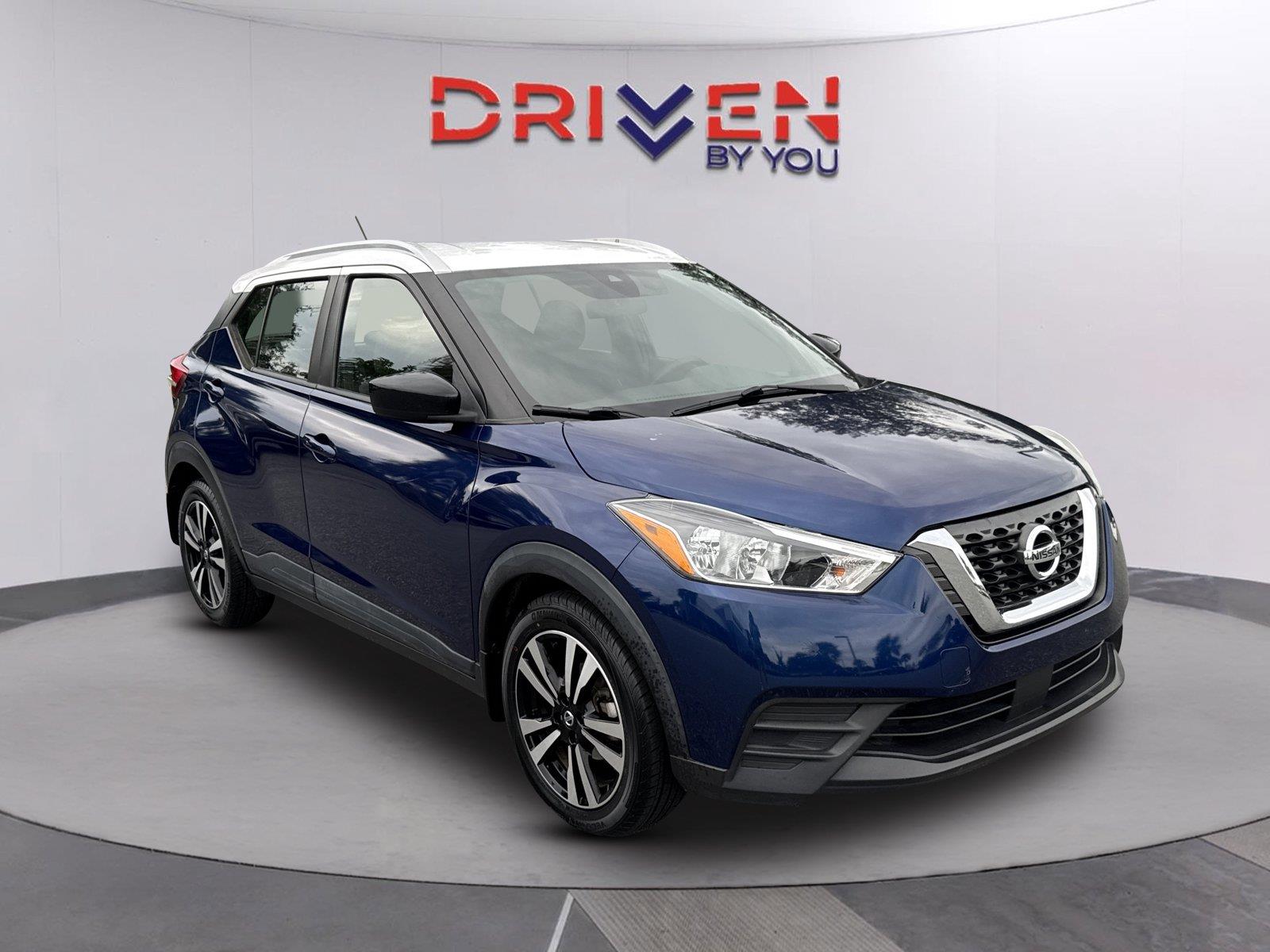 Deep Blue Pearl/Fresh Powder 2020 Nissan Kicks SUV / Crossover Front-Wheel Drive Continuously Variable Transmission