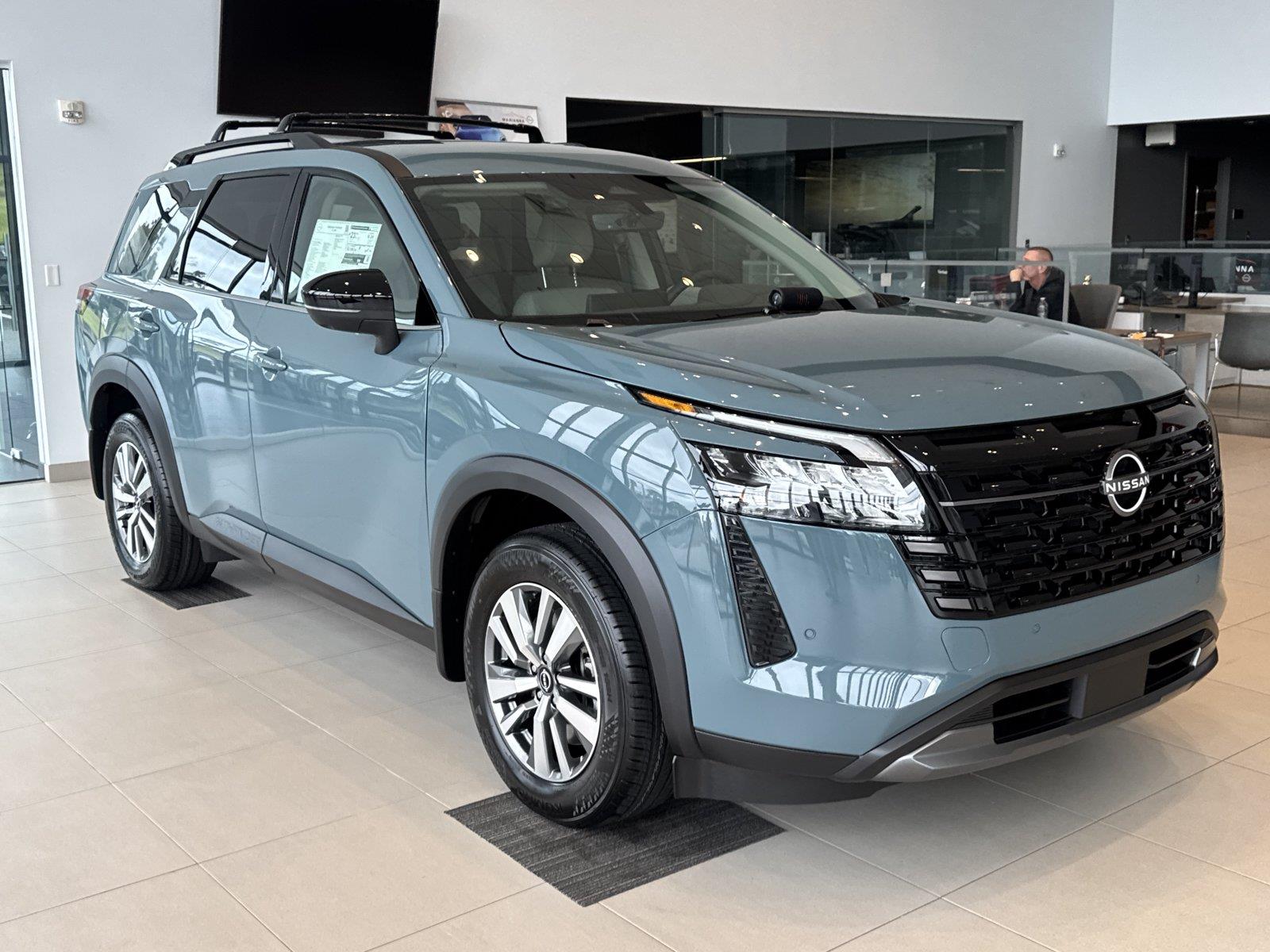 Baltic Teal 2026 Nissan Pathfinder SUV / Crossover Front-Wheel Drive Automatic