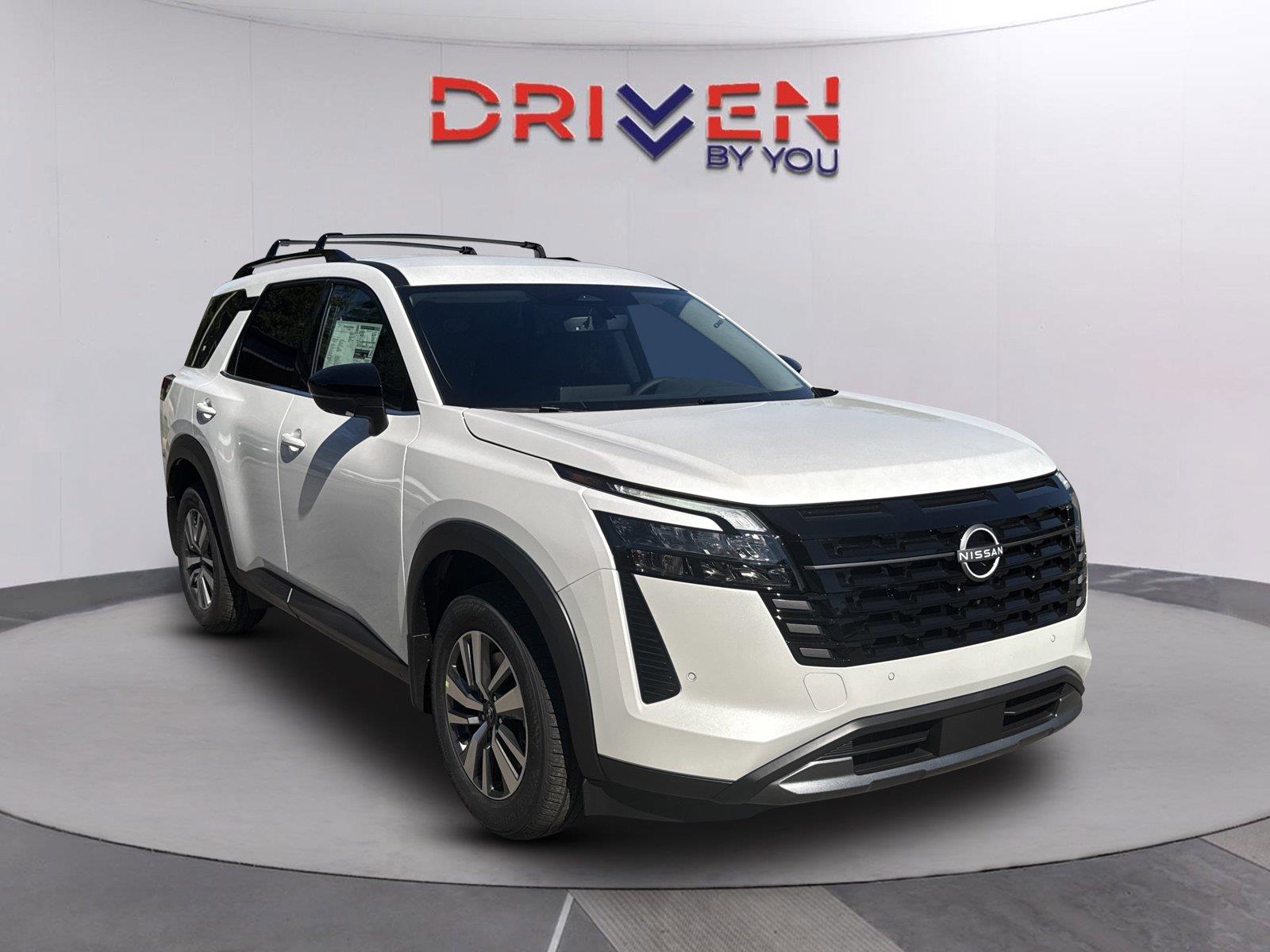 Everest White Pearl Tricoat 2026 Nissan Pathfinder SUV / Crossover Front-Wheel Drive Automatic