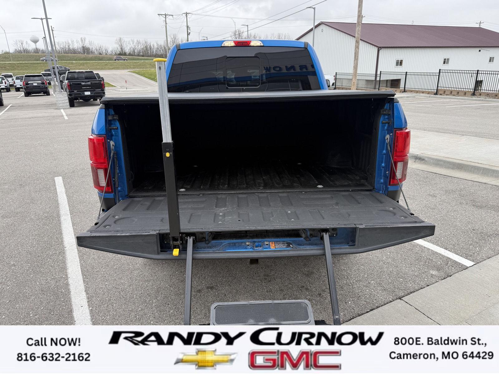 View vehicle photo 5